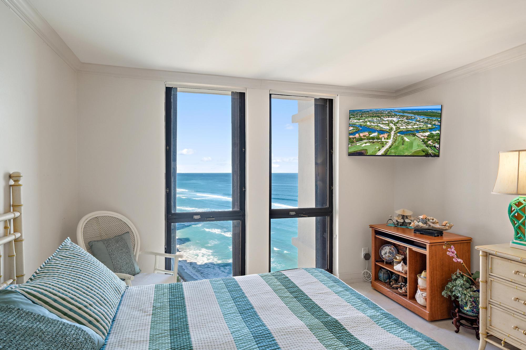 EASTPOINTE CONDO - Residential Lease