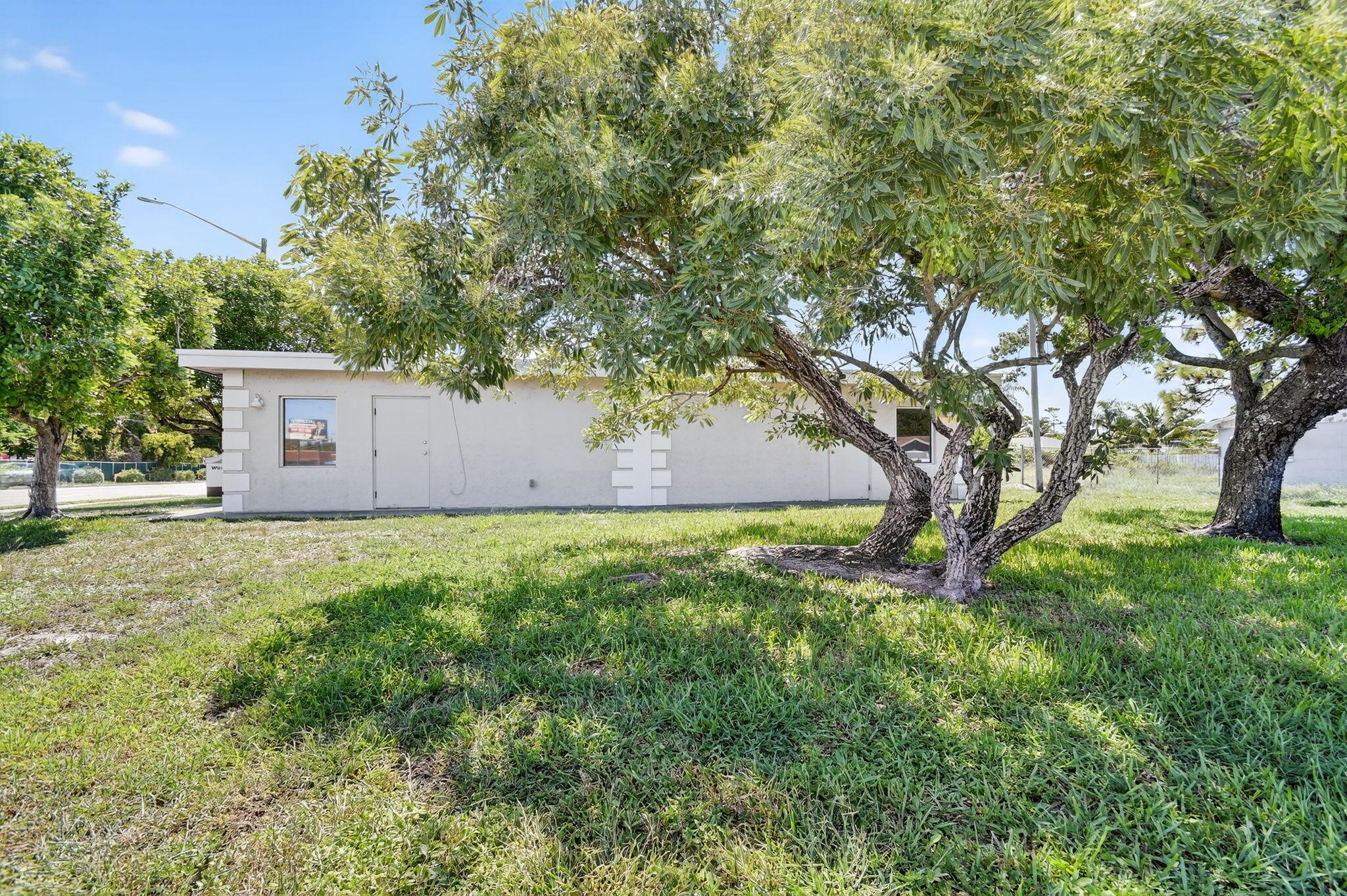 REO PARK - Commercial Sale