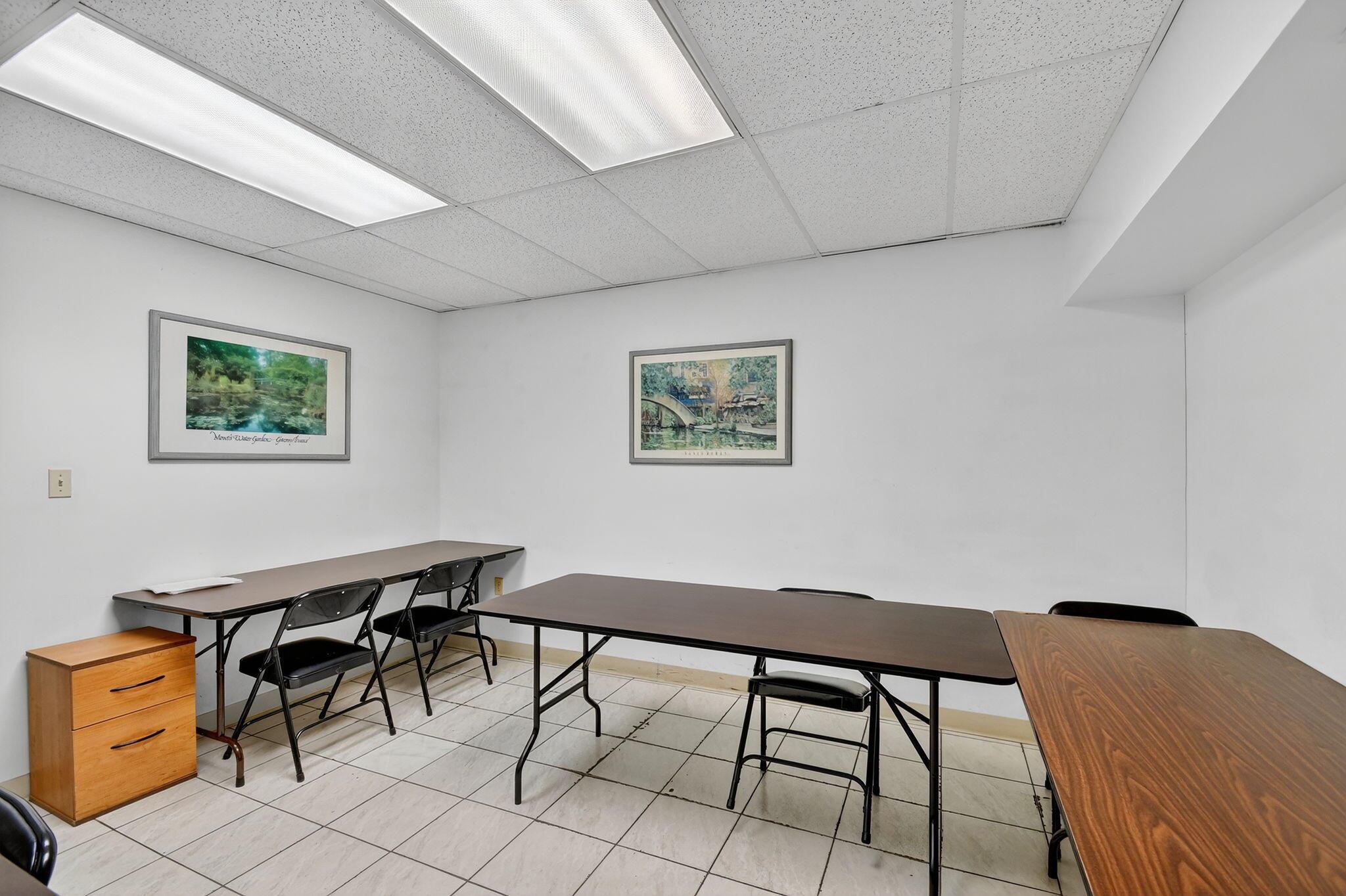 REO PARK - Commercial Sale