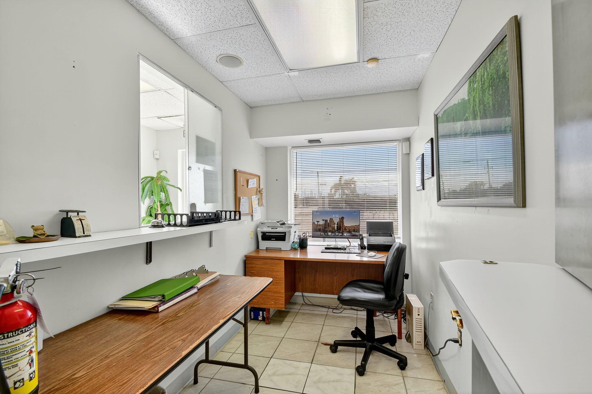 REO PARK - Commercial Sale