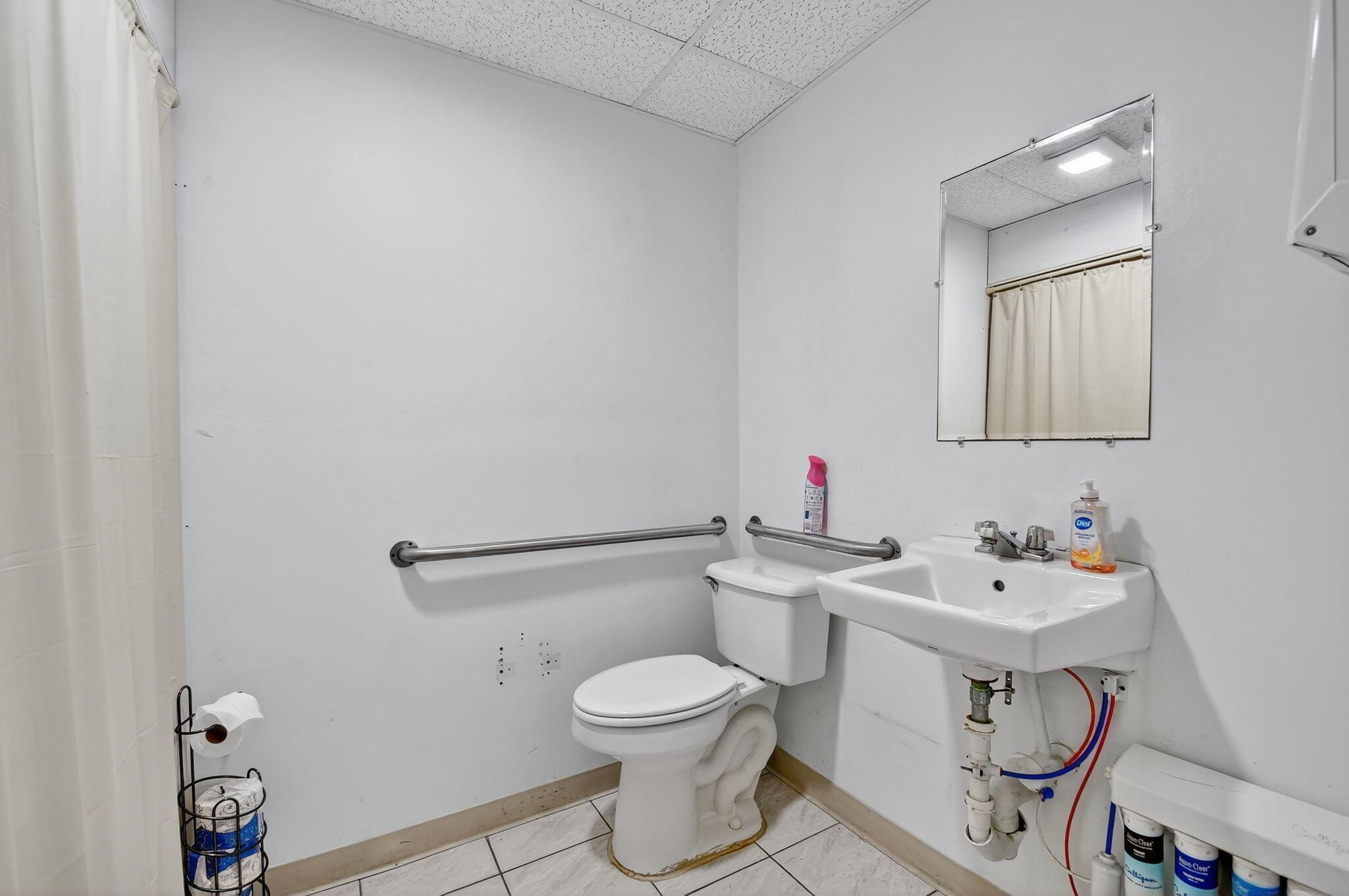 REO PARK - Commercial Sale