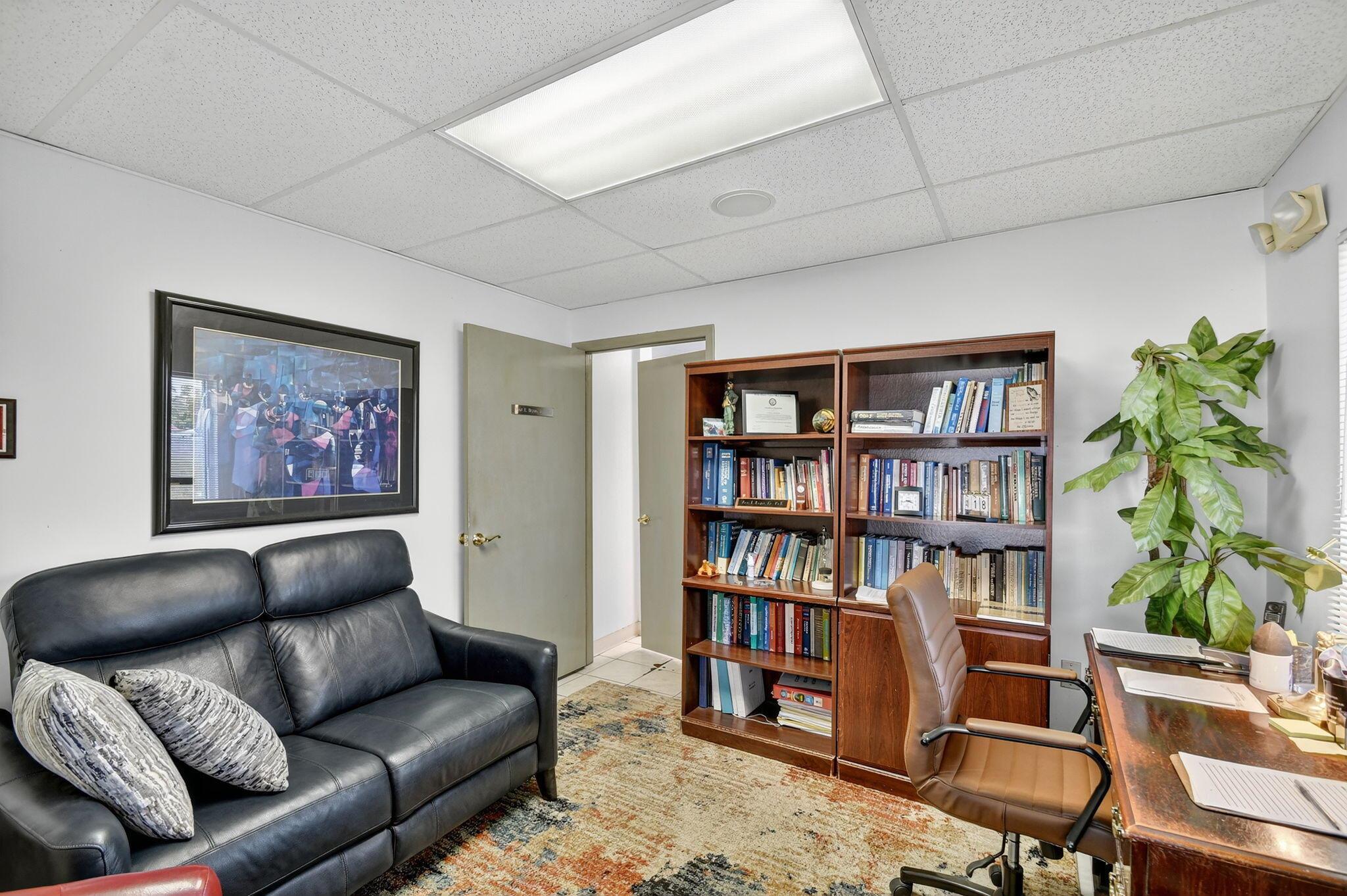 REO PARK - Commercial Sale