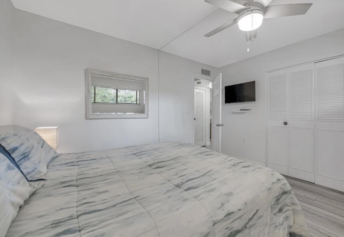 LAKE CLARKE GARDENS CONDO 24 - Residential