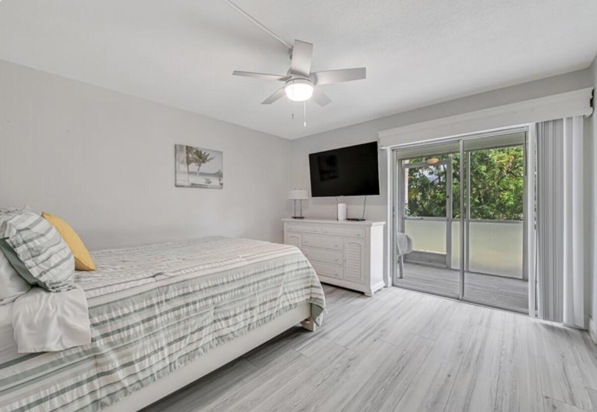 LAKE CLARKE GARDENS CONDO 24 - Residential