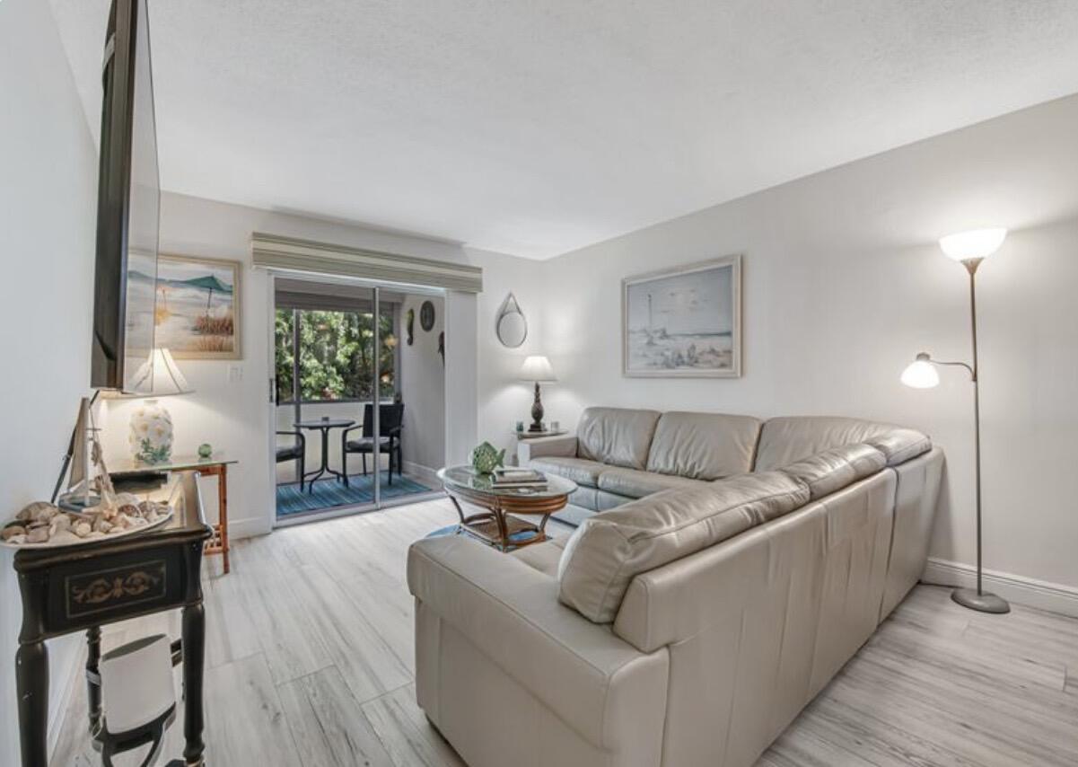 LAKE CLARKE GARDENS CONDO 24 - Residential