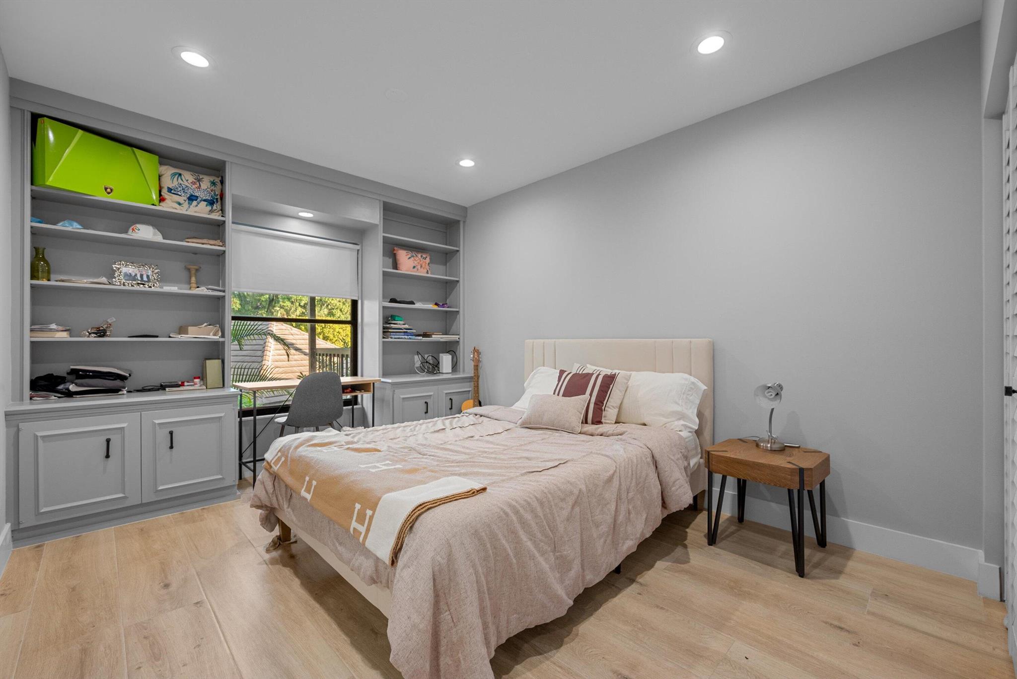 MEADOW BROOK COND DECL FI - Residential