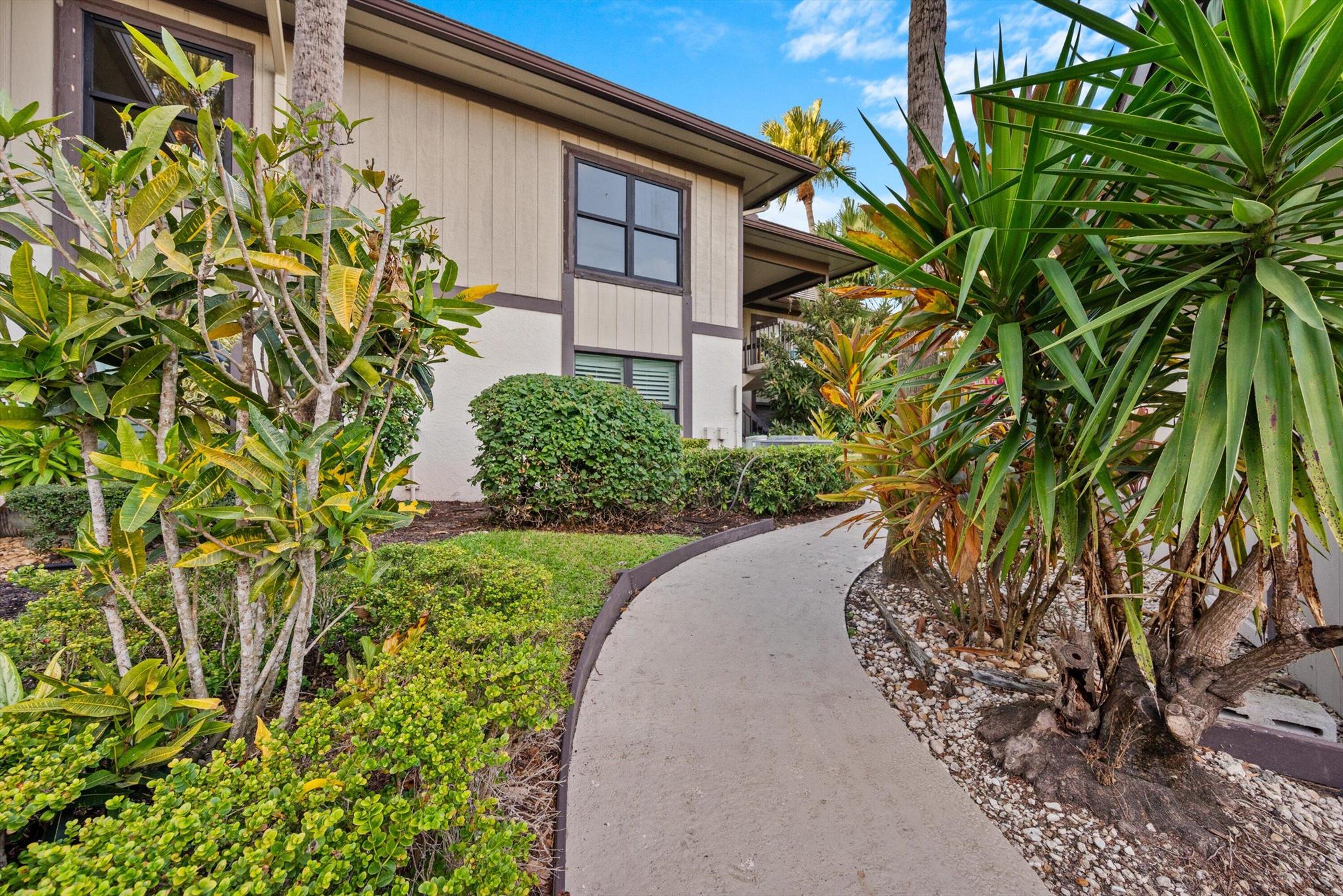 MEADOW BROOK COND DECL FI - Residential