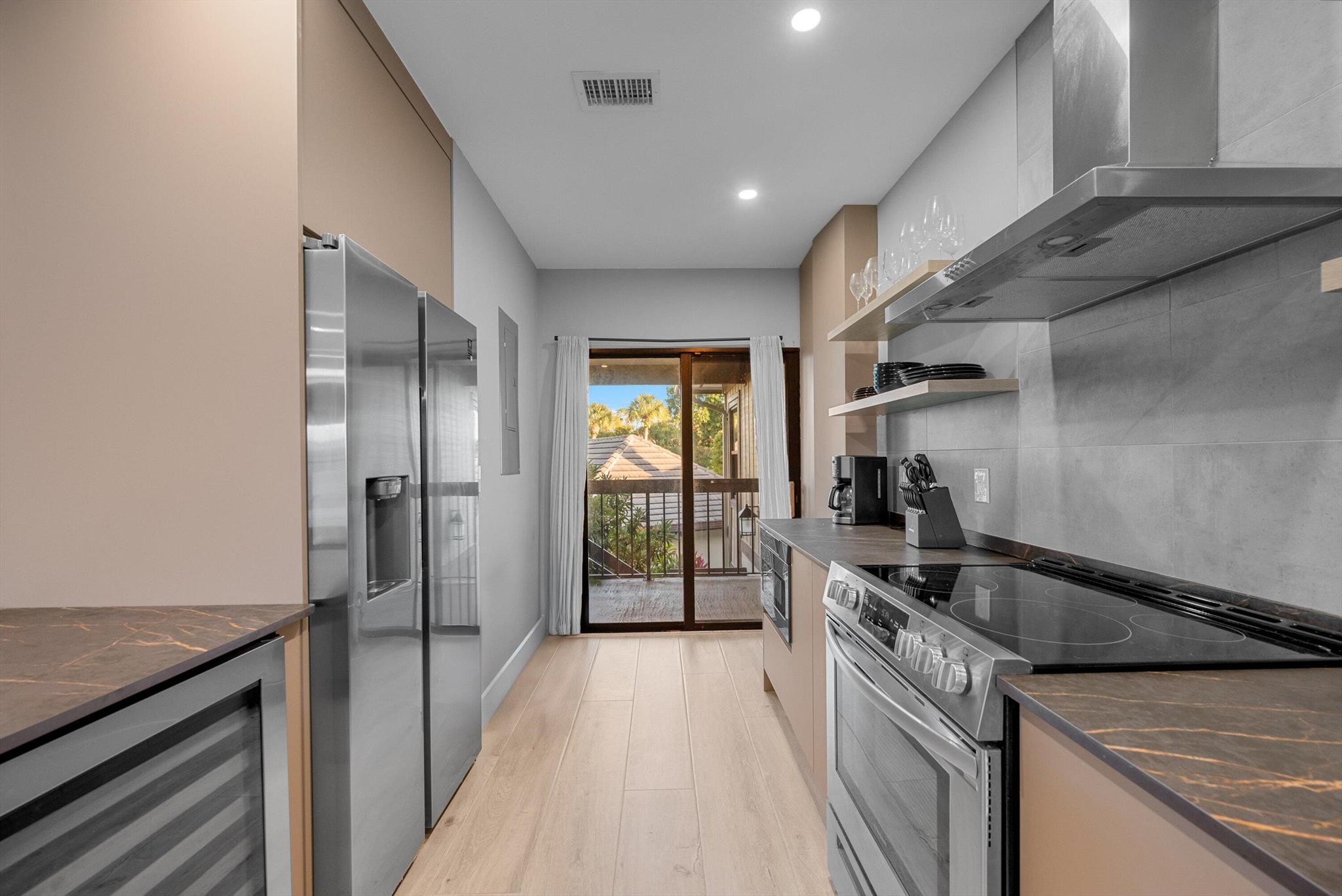 MEADOW BROOK COND DECL FI - Residential