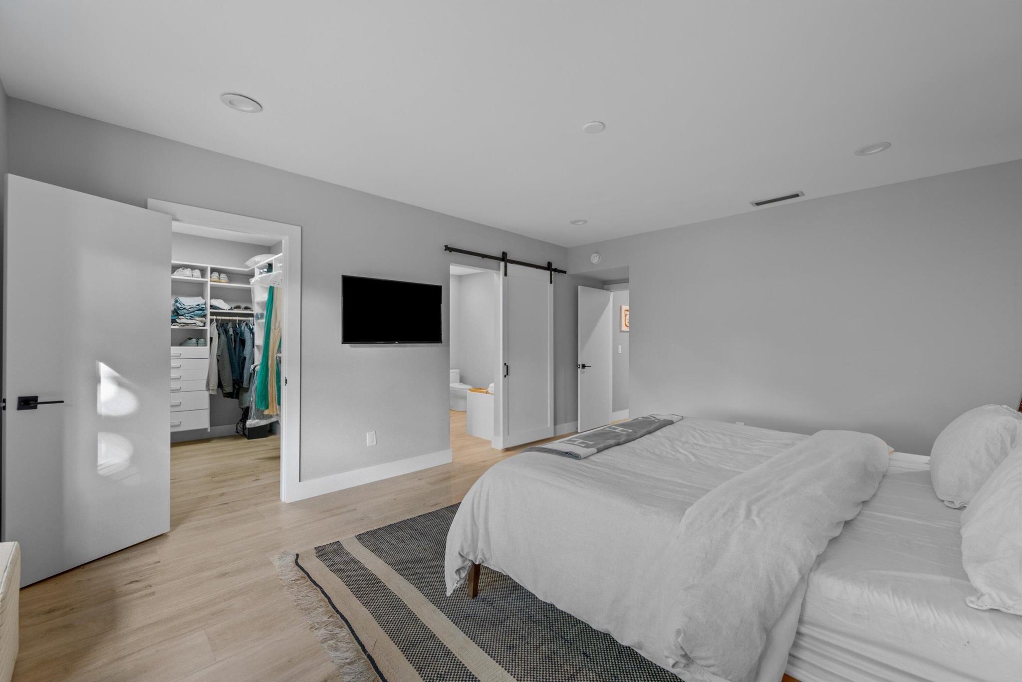 MEADOW BROOK COND DECL FI - Residential