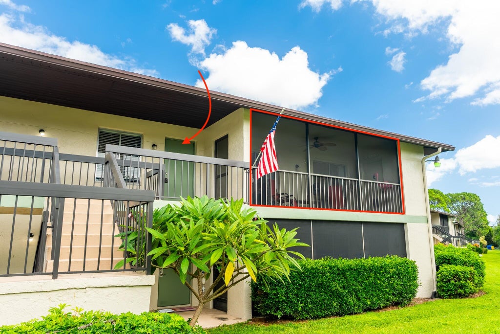 Photo of 6370 Chasewood Drive #H, Jupiter, FL 33458 (MLS # B26091449)