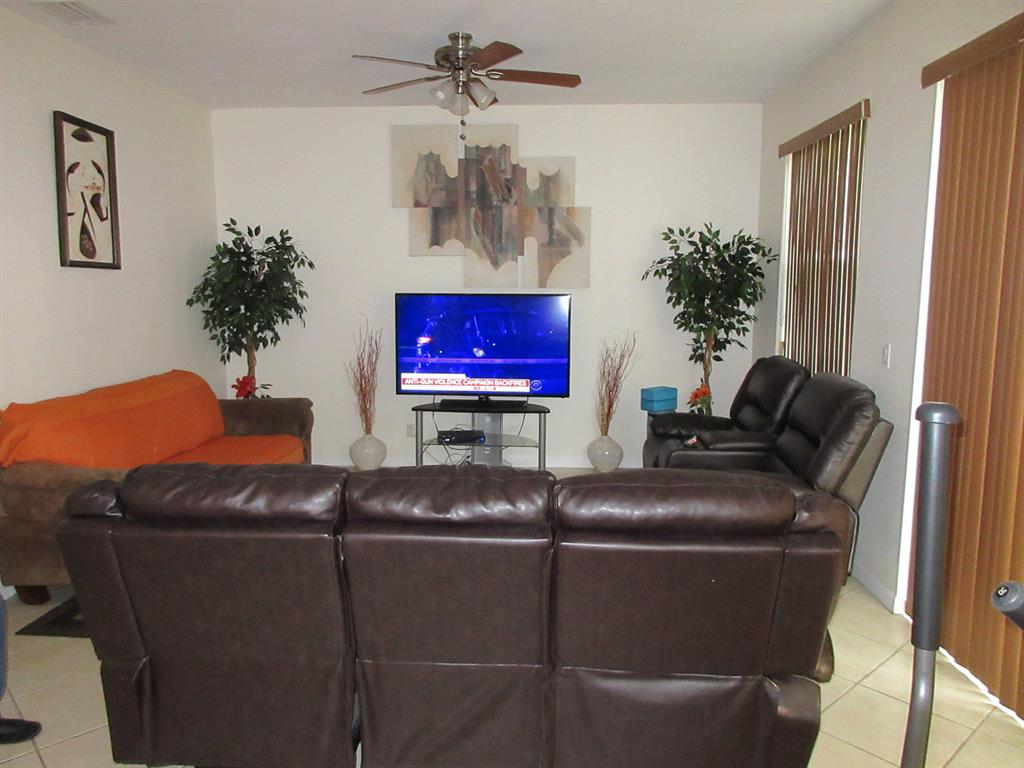 THOUSAND OAKS - Residential