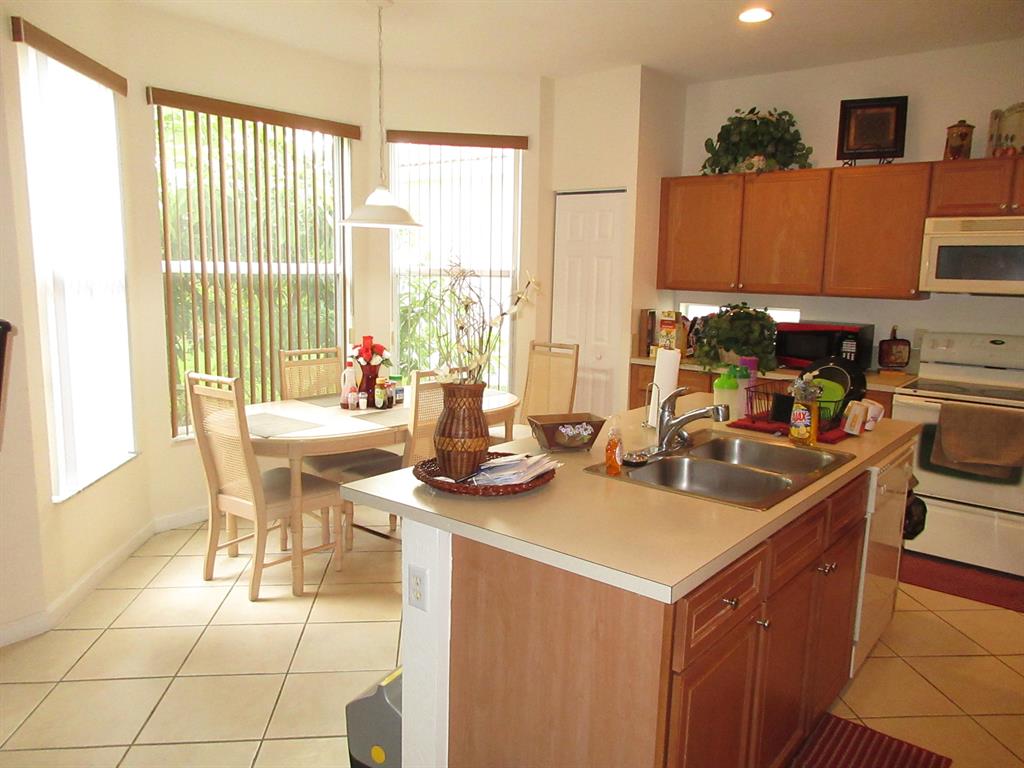 THOUSAND OAKS - Residential