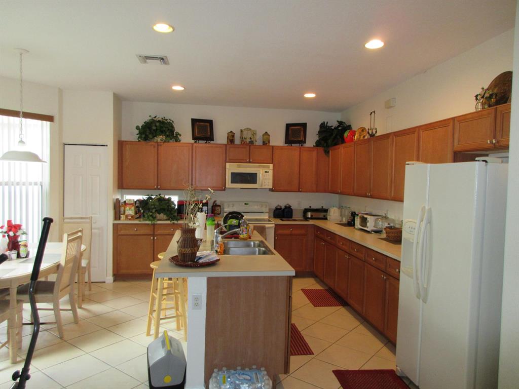 THOUSAND OAKS - Residential