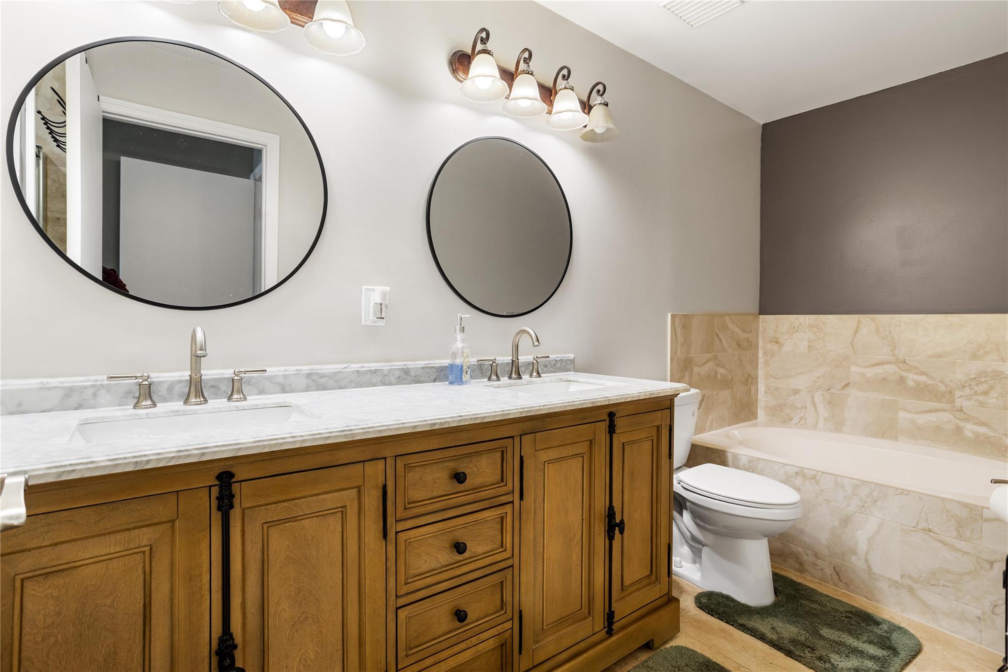 COBBLESTONE WALK - Residential