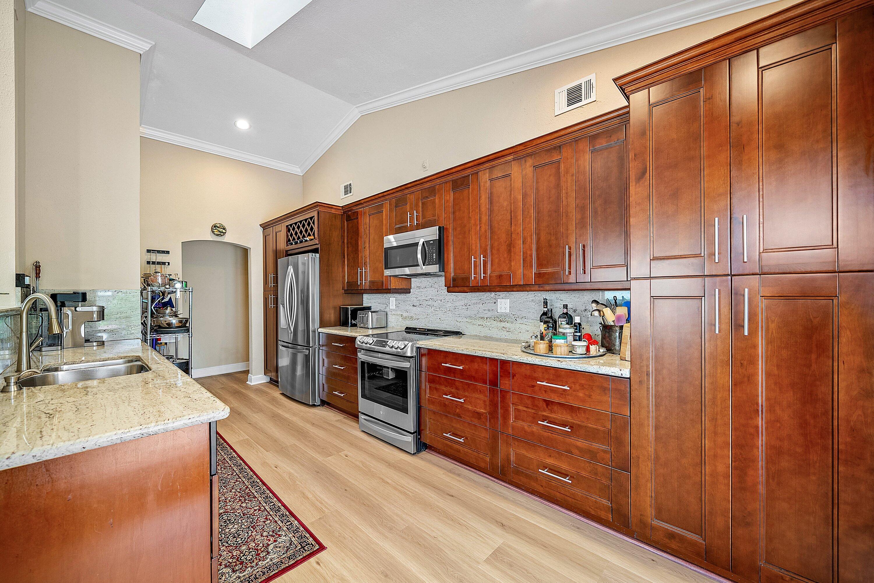 PRADERA PH 2 - Residential