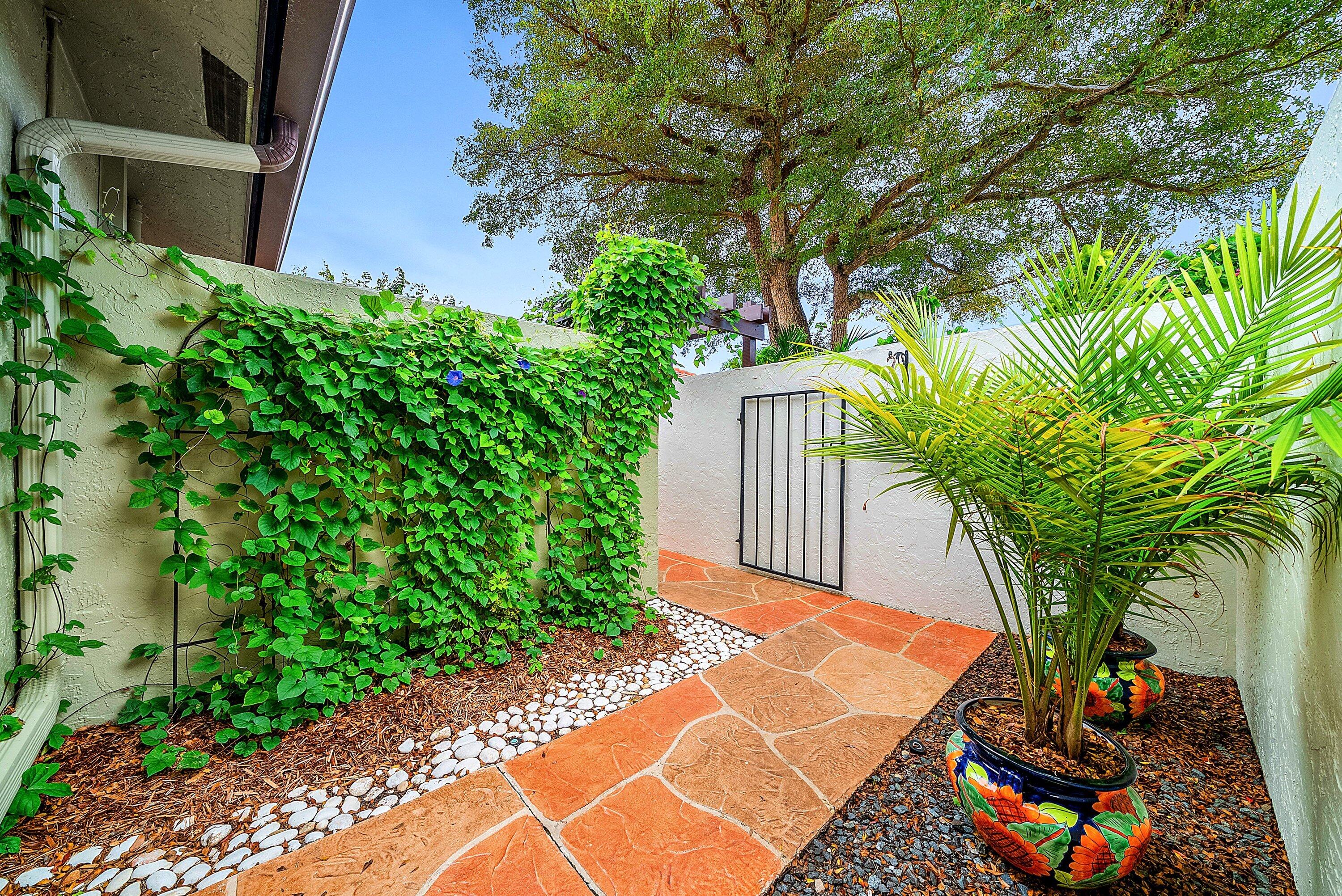 PRADERA PH 2 - Residential