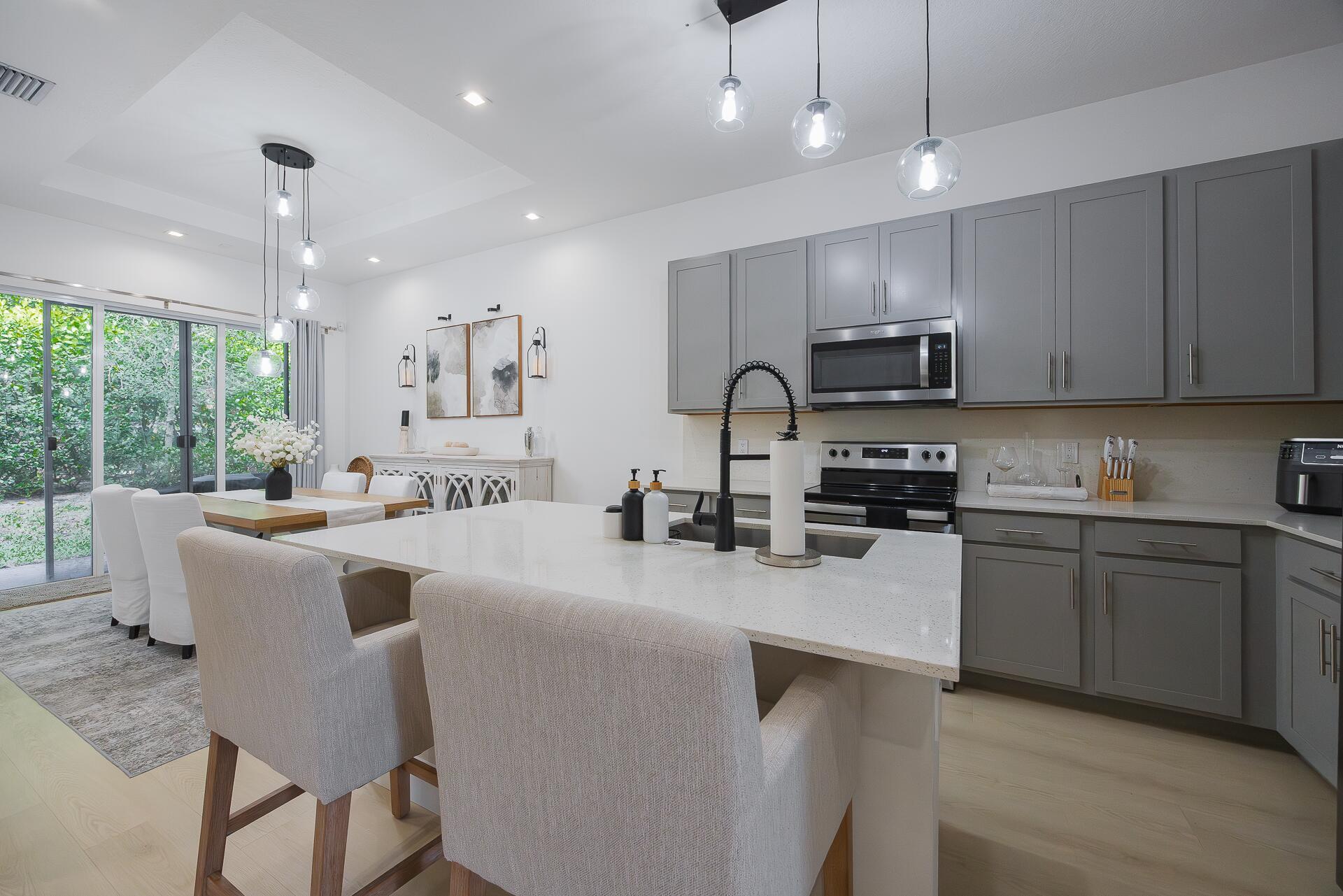 PIONEER ESTATES - Residential