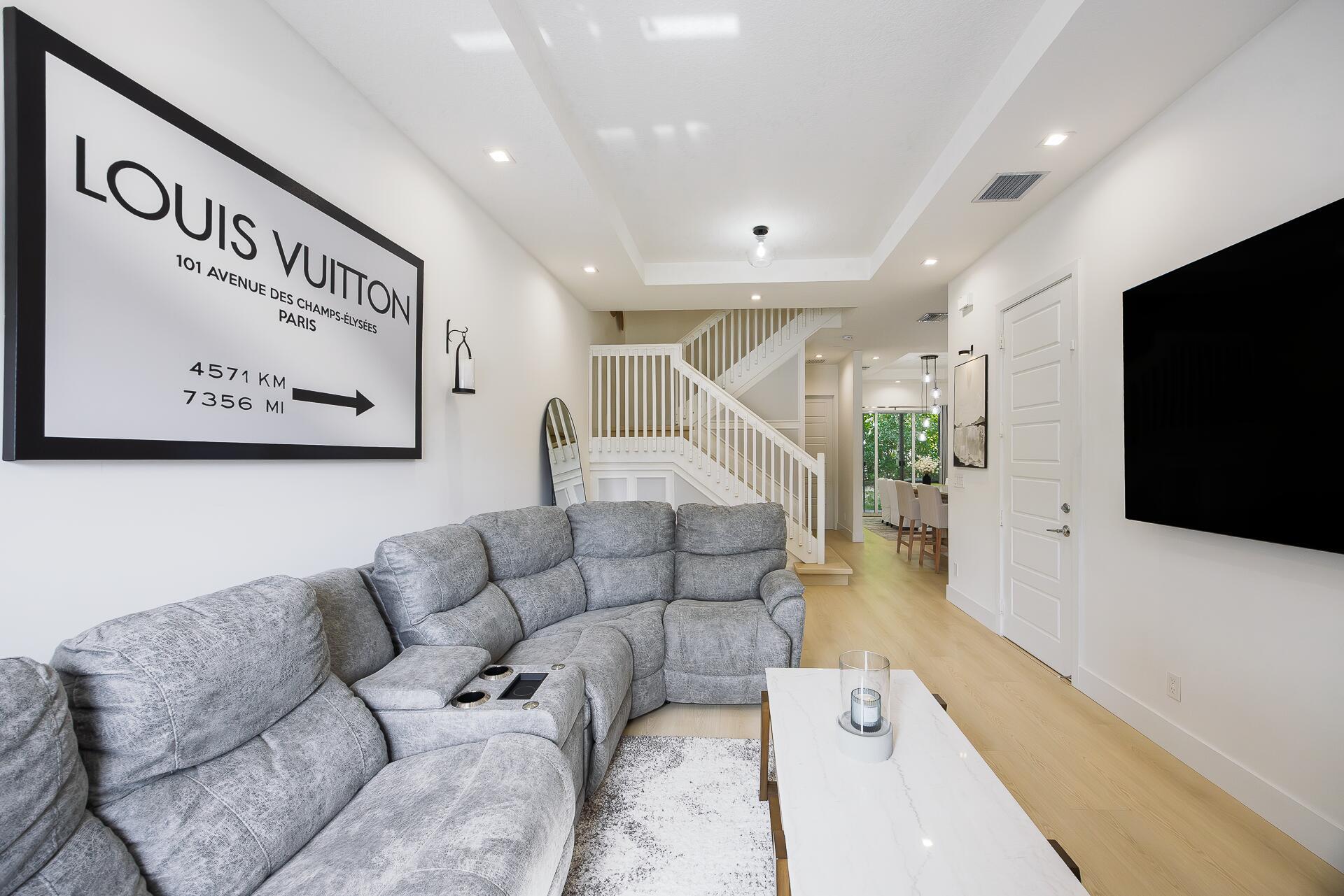 PIONEER ESTATES - Residential