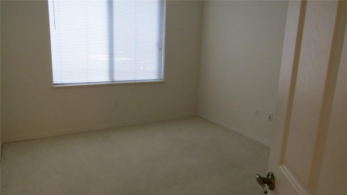 THE POINTE - Residential