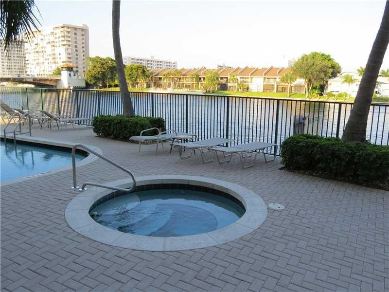 THE POINTE - Residential