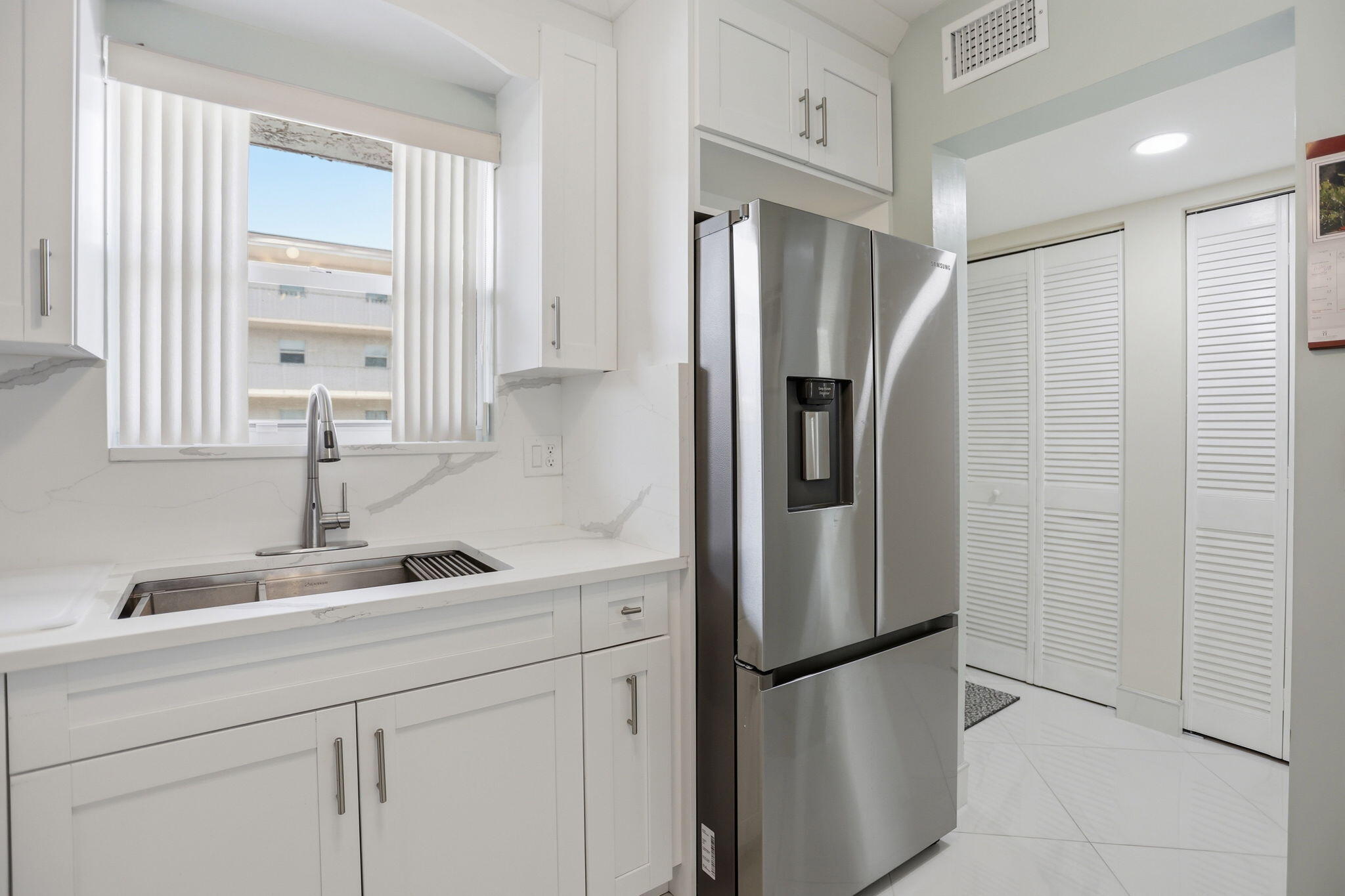 LAKESIDE VILLAGE CONDO 8 - Residential