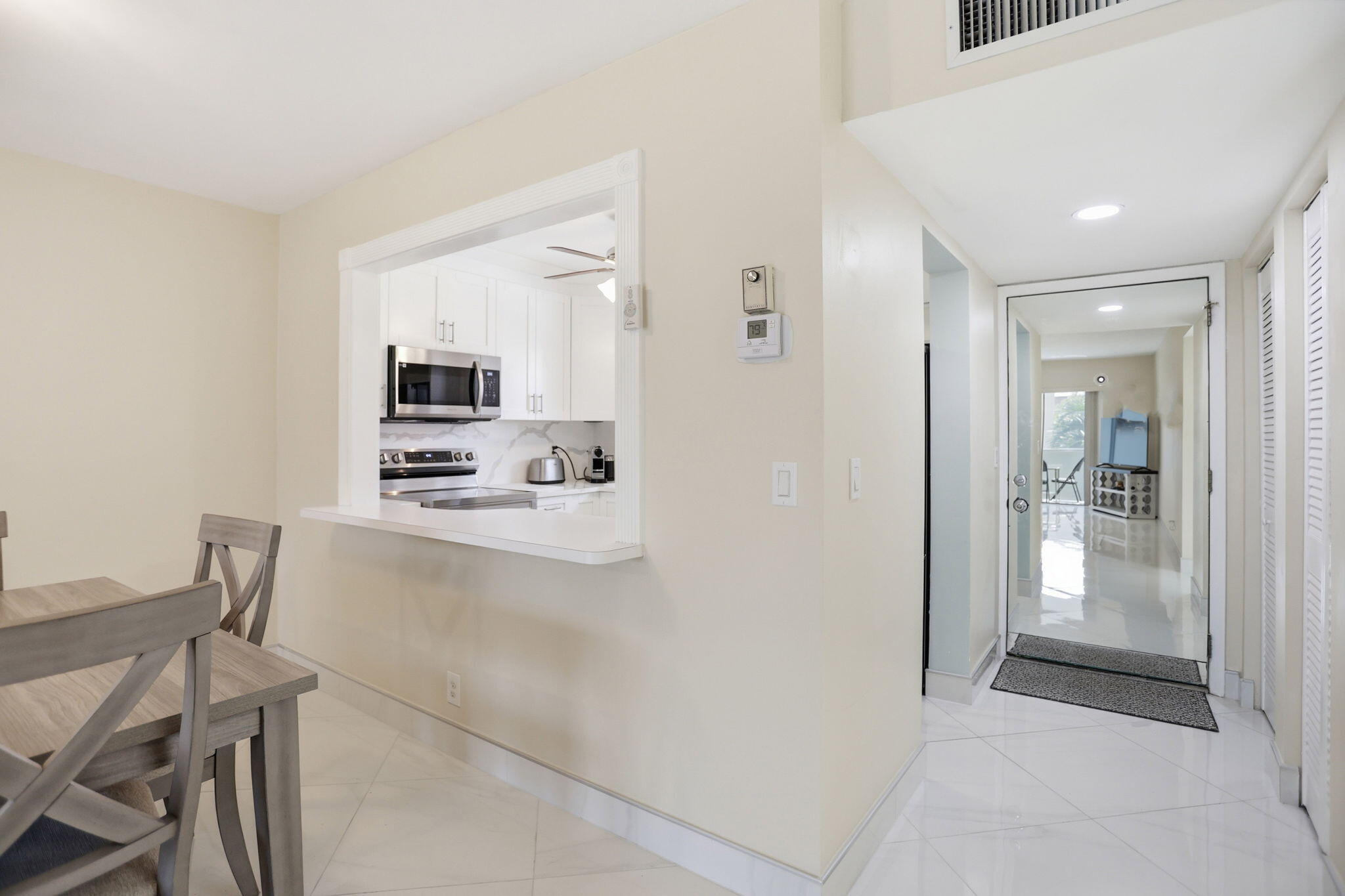 LAKESIDE VILLAGE CONDO 8 - Residential