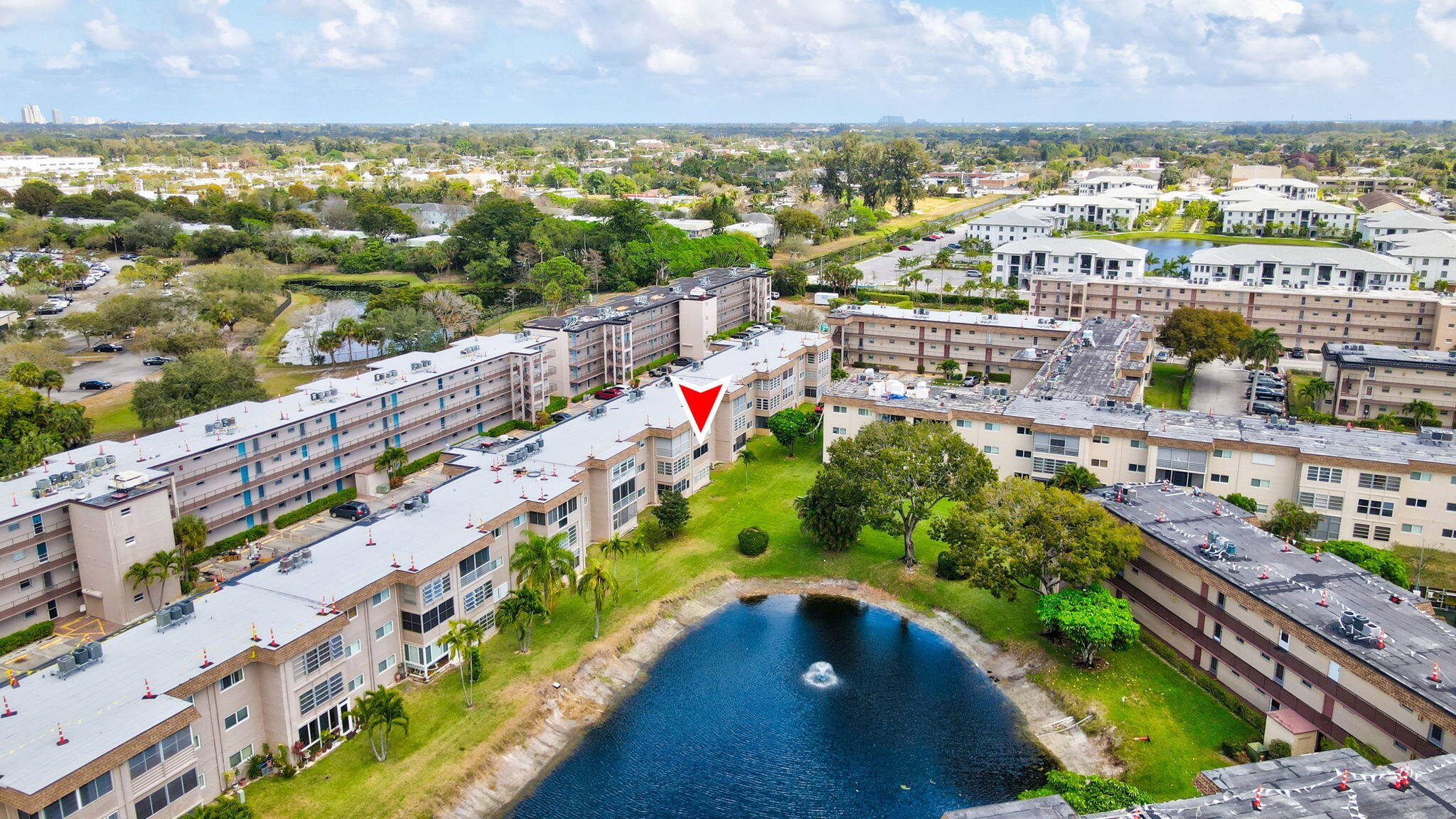 LAKESIDE VILLAGE CONDO 8 - Residential