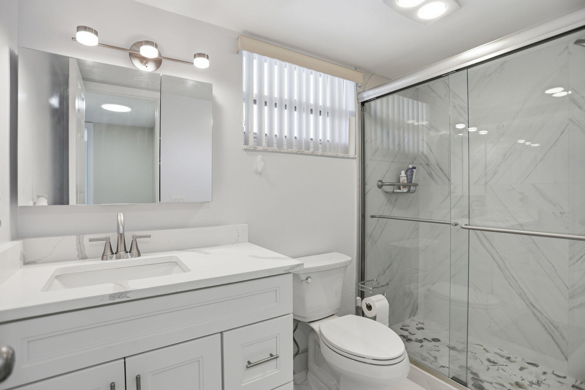 LAKESIDE VILLAGE CONDO 8 - Residential