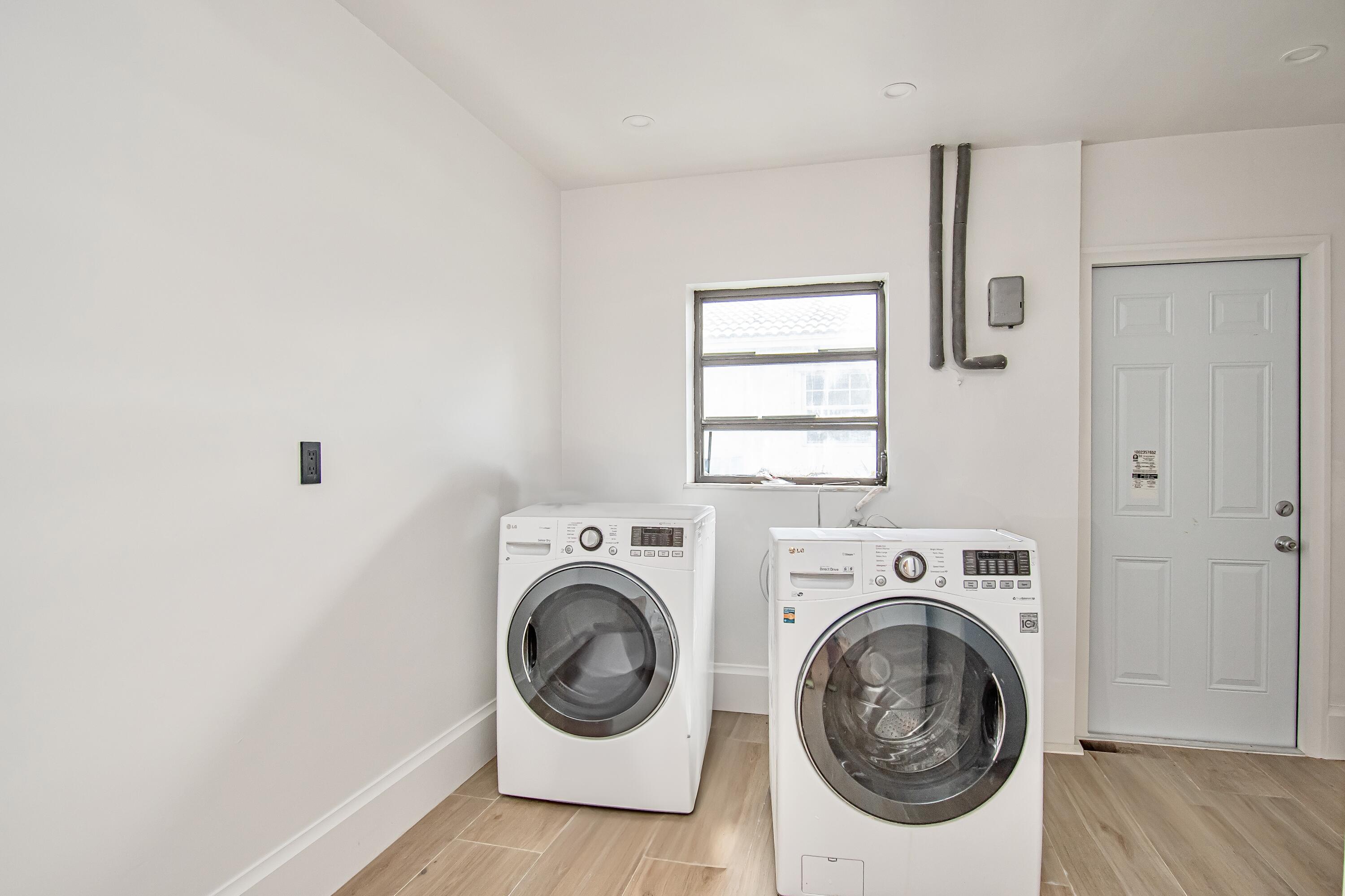 ESTANCIA - Residential