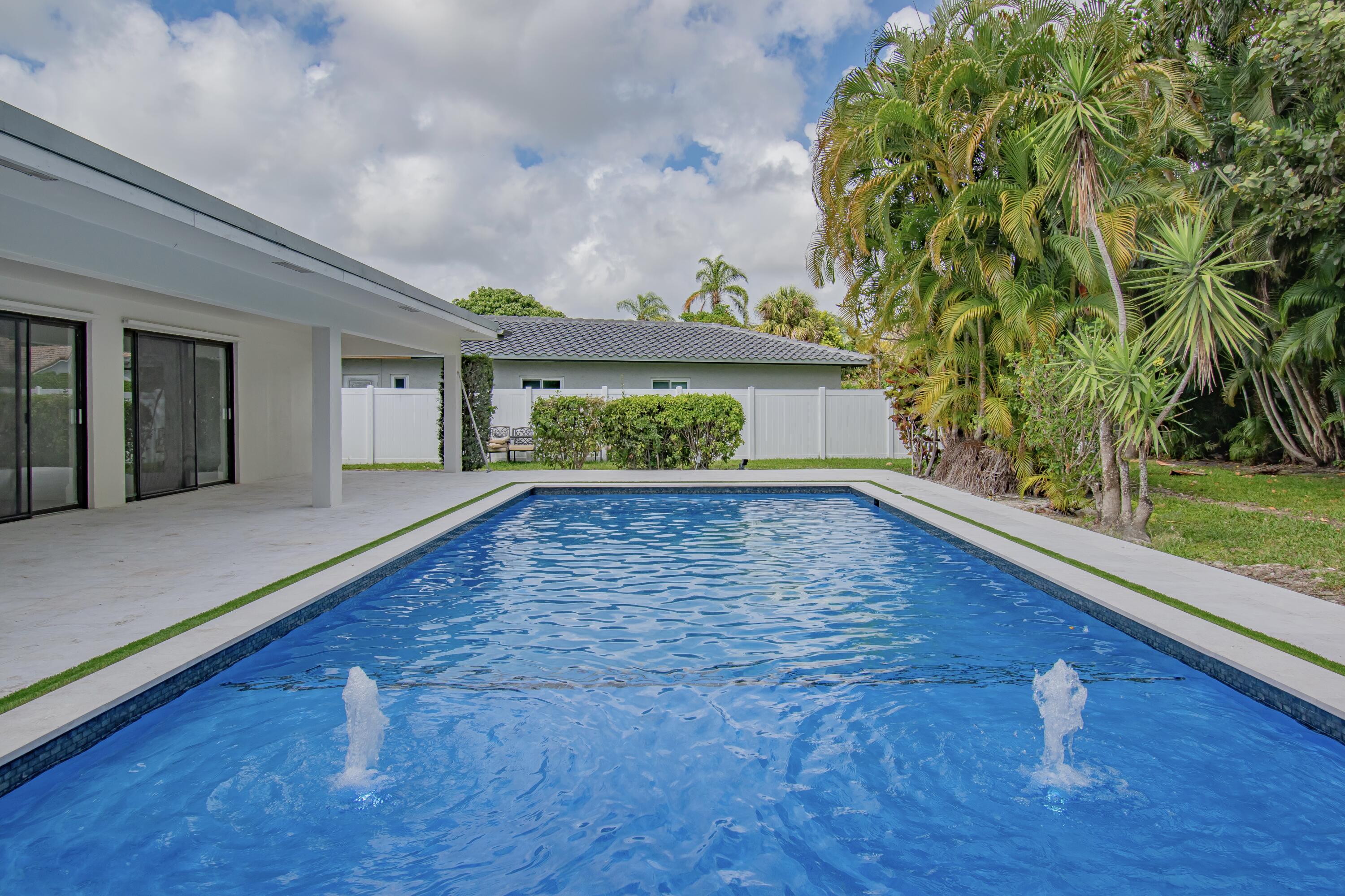 ESTANCIA - Residential