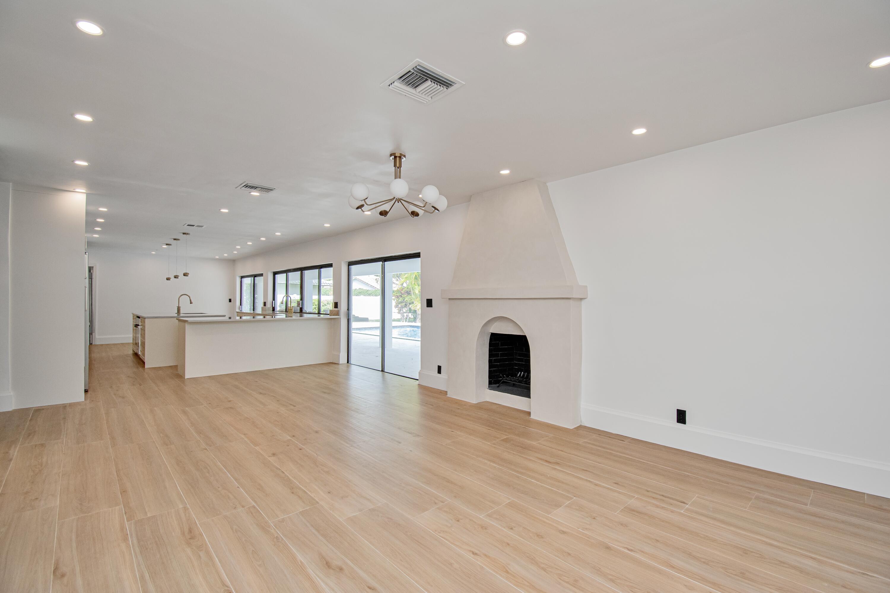 ESTANCIA - Residential