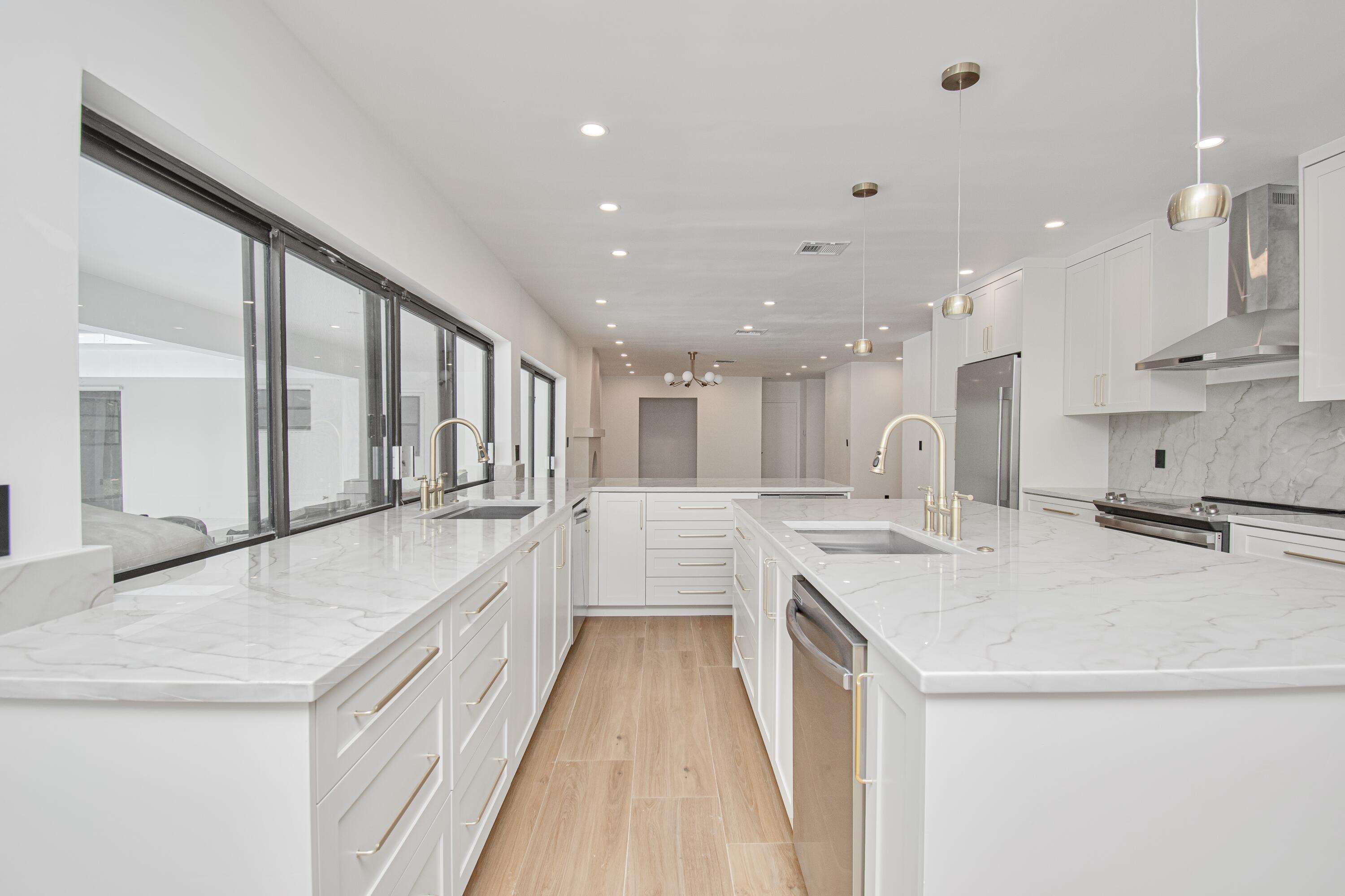 ESTANCIA - Residential