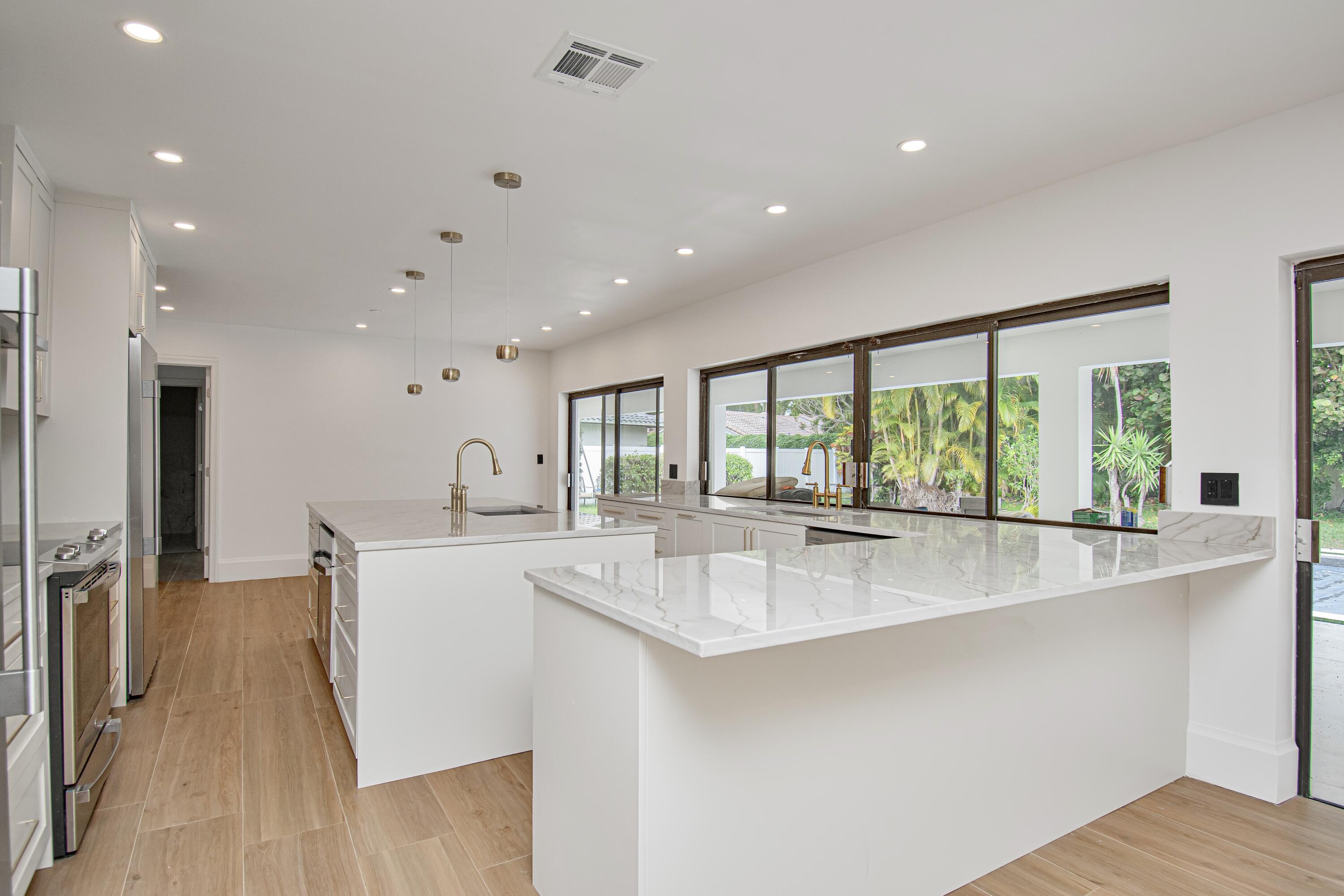 ESTANCIA - Residential