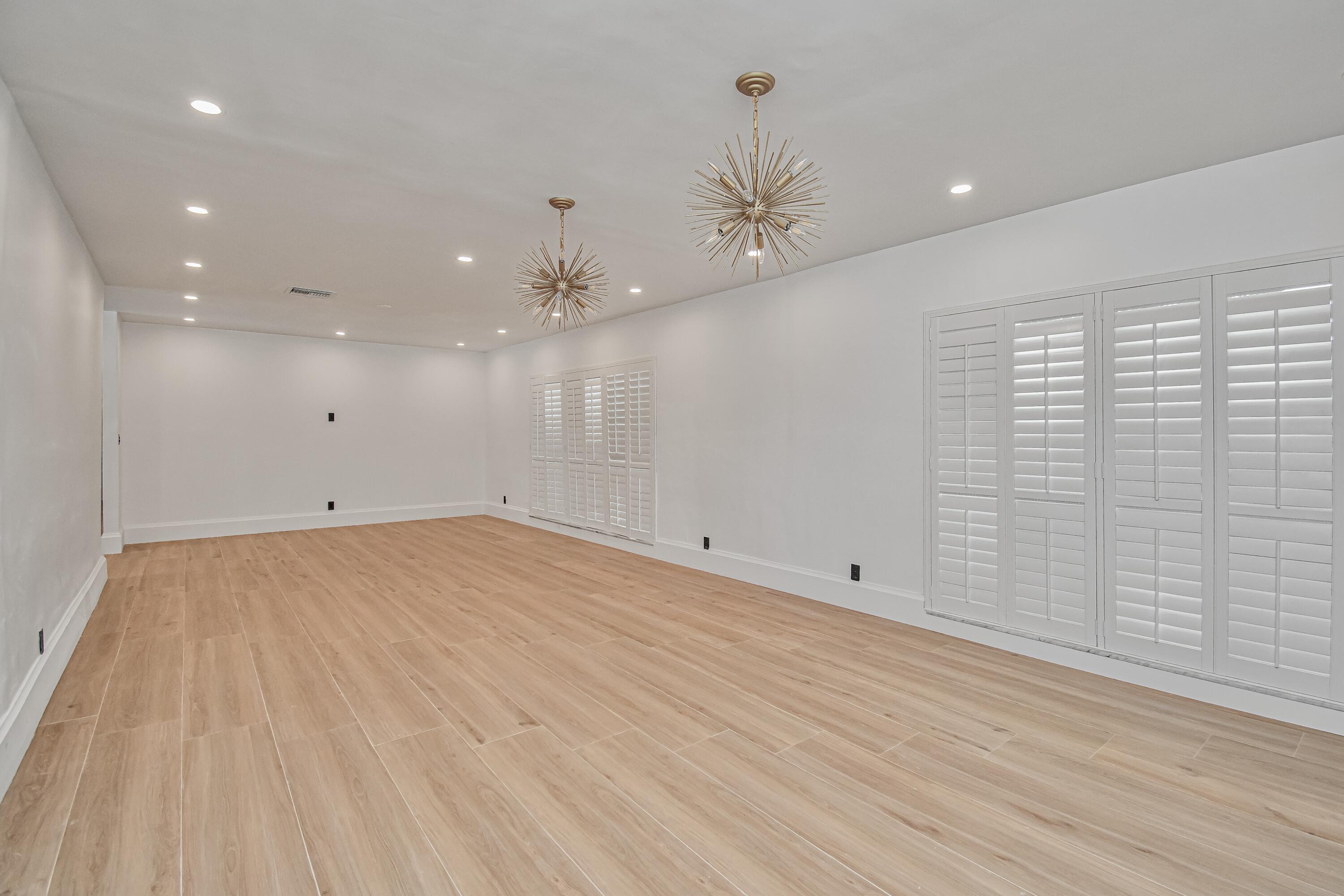 ESTANCIA - Residential