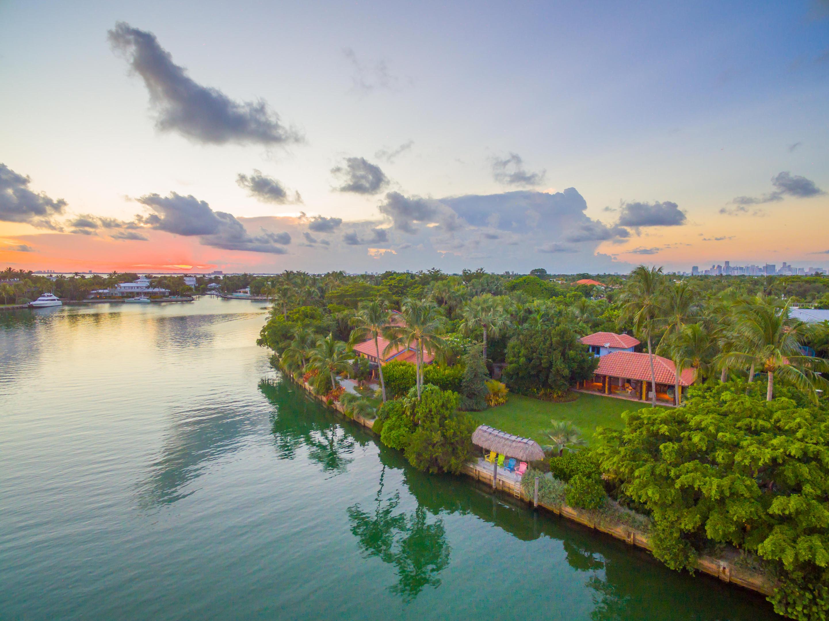 Cape Florida - Residential
