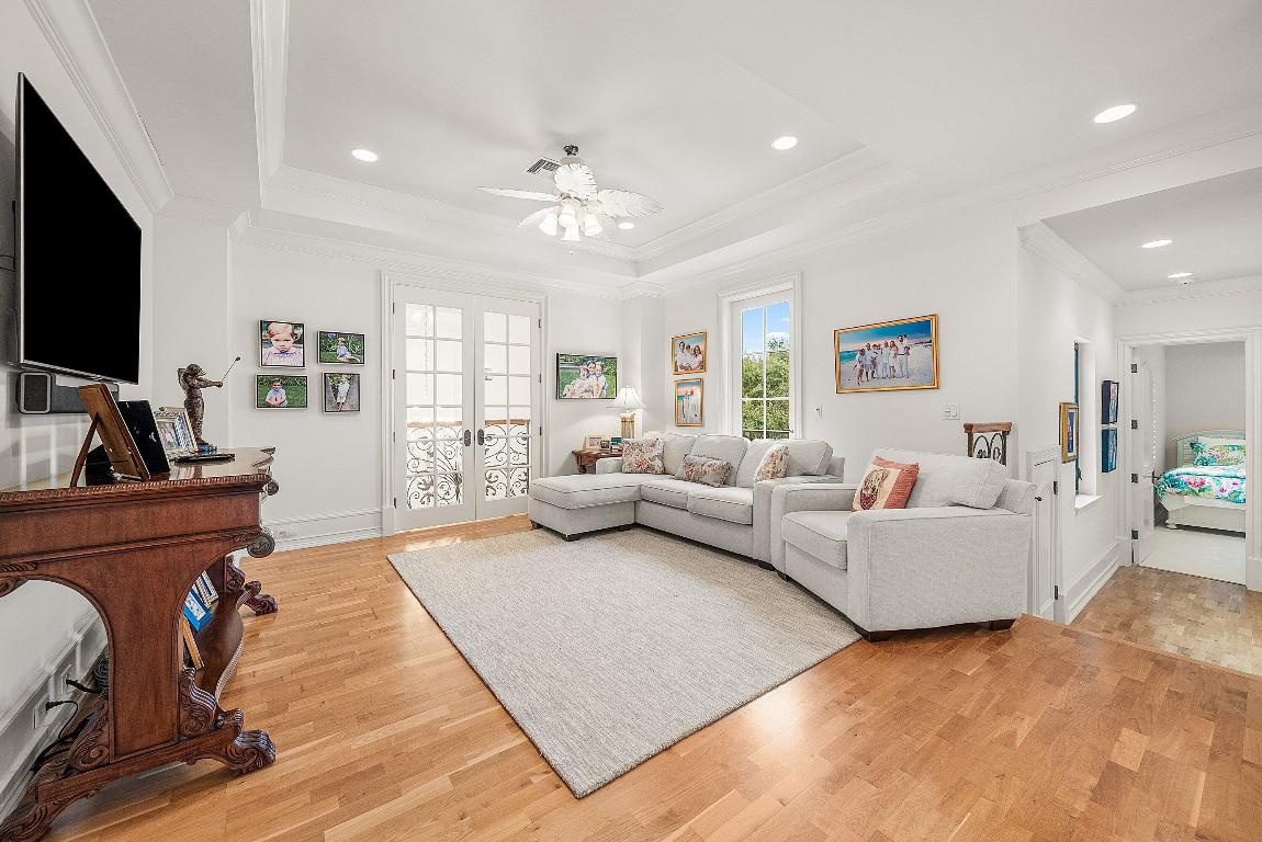 STEEPLECHASE - Residential