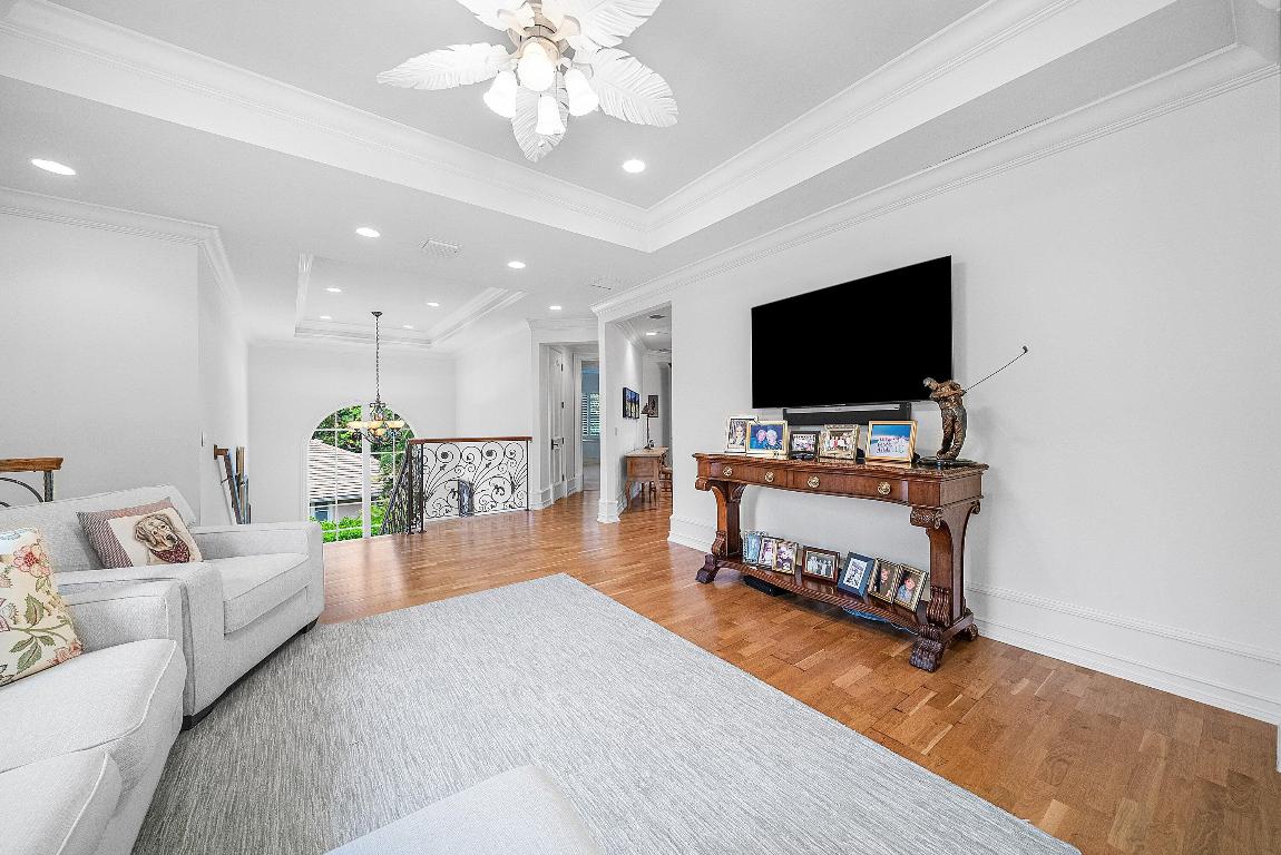 STEEPLECHASE - Residential