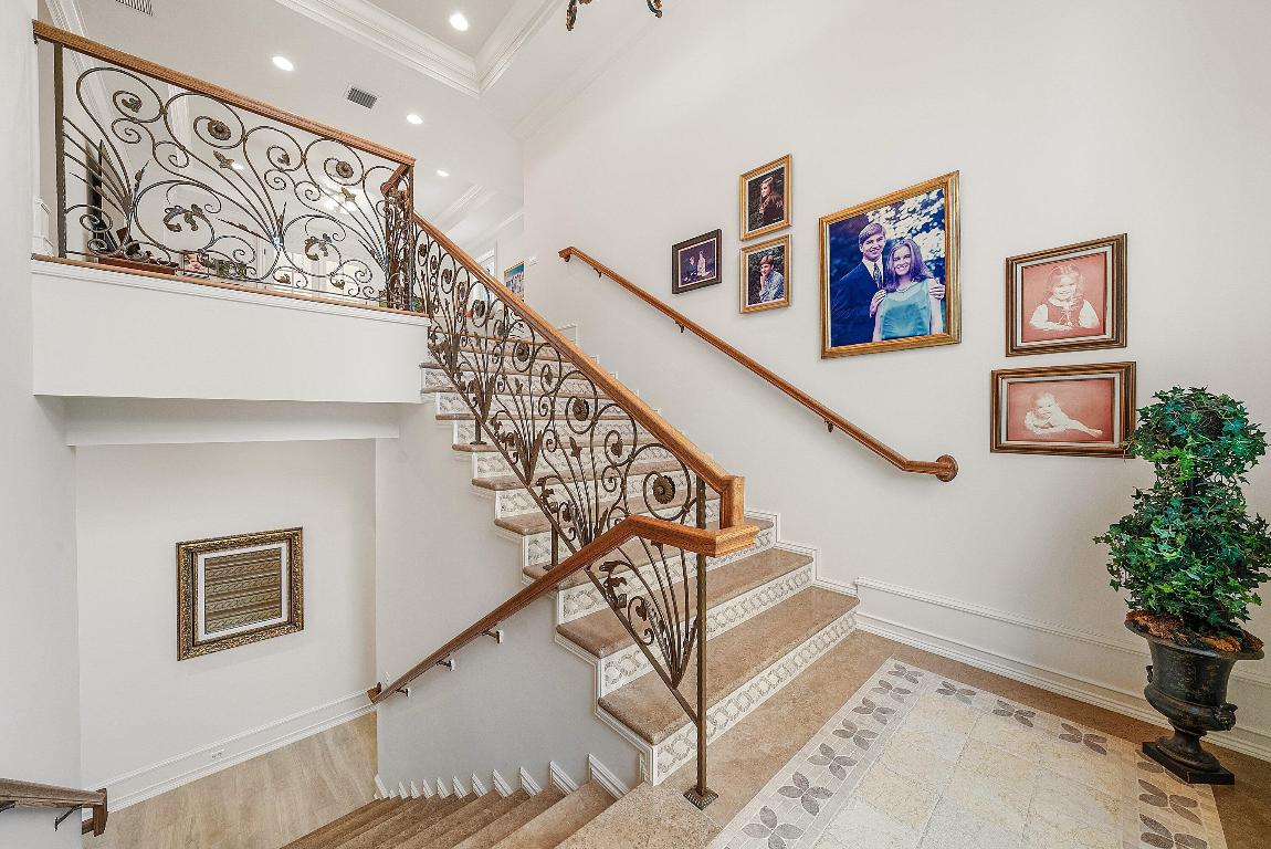 STEEPLECHASE - Residential