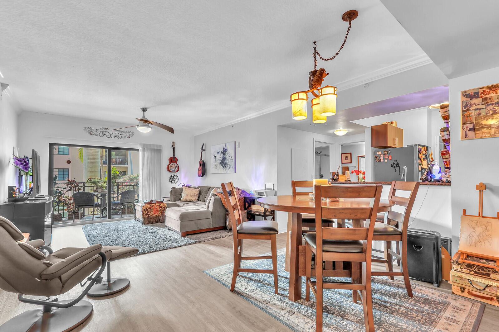 4903 Midtown Lane 3220