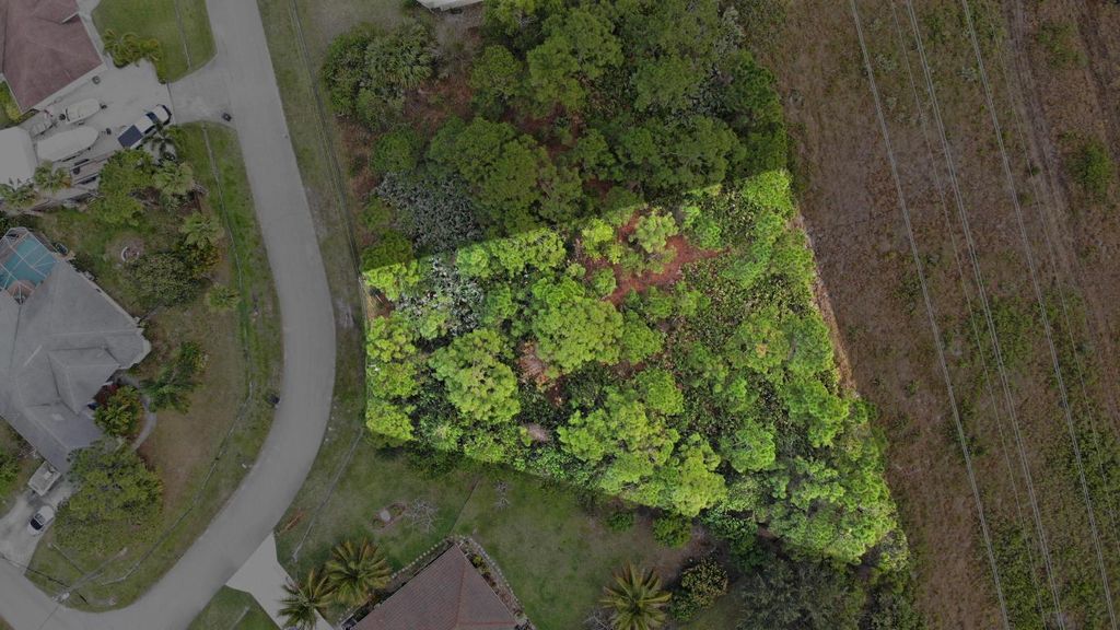 Photo of 5912 NW Ketona Circle, Port Saint Lucie, FL 34986 (MLS # R11061664)