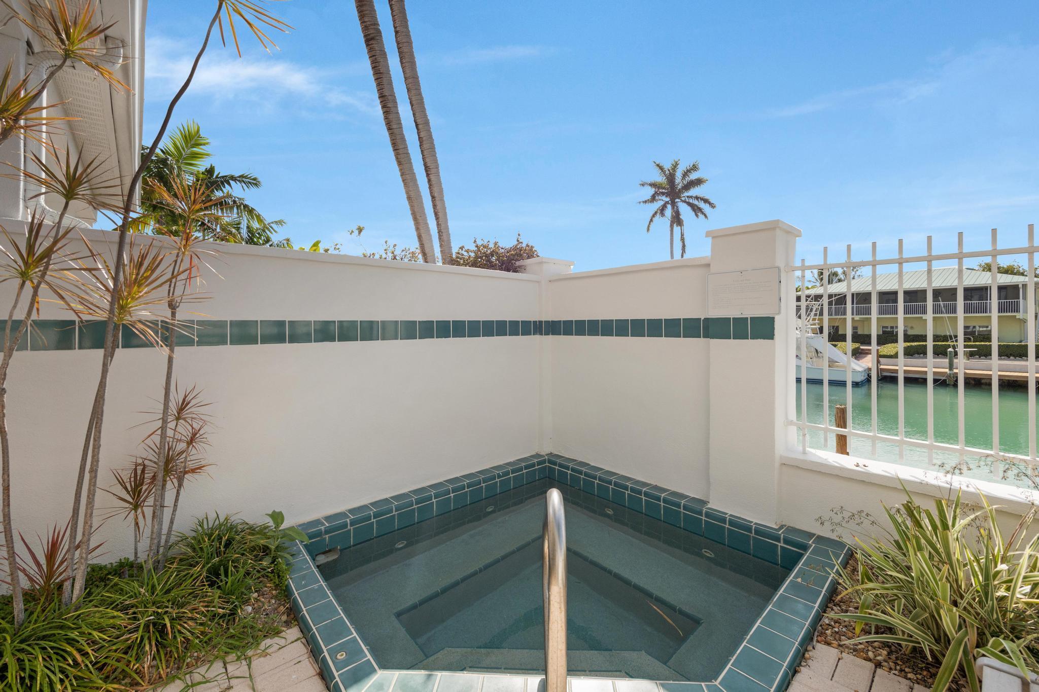 7021 Harbor Village Drive