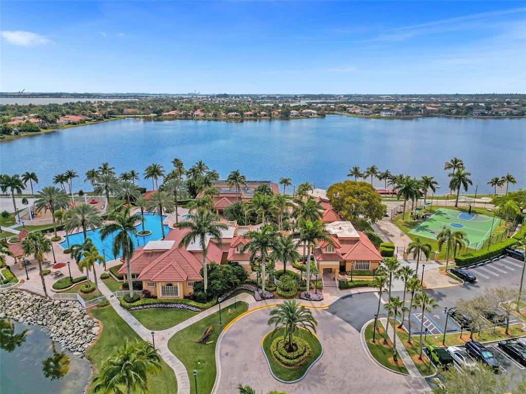 Grand Key - Residential