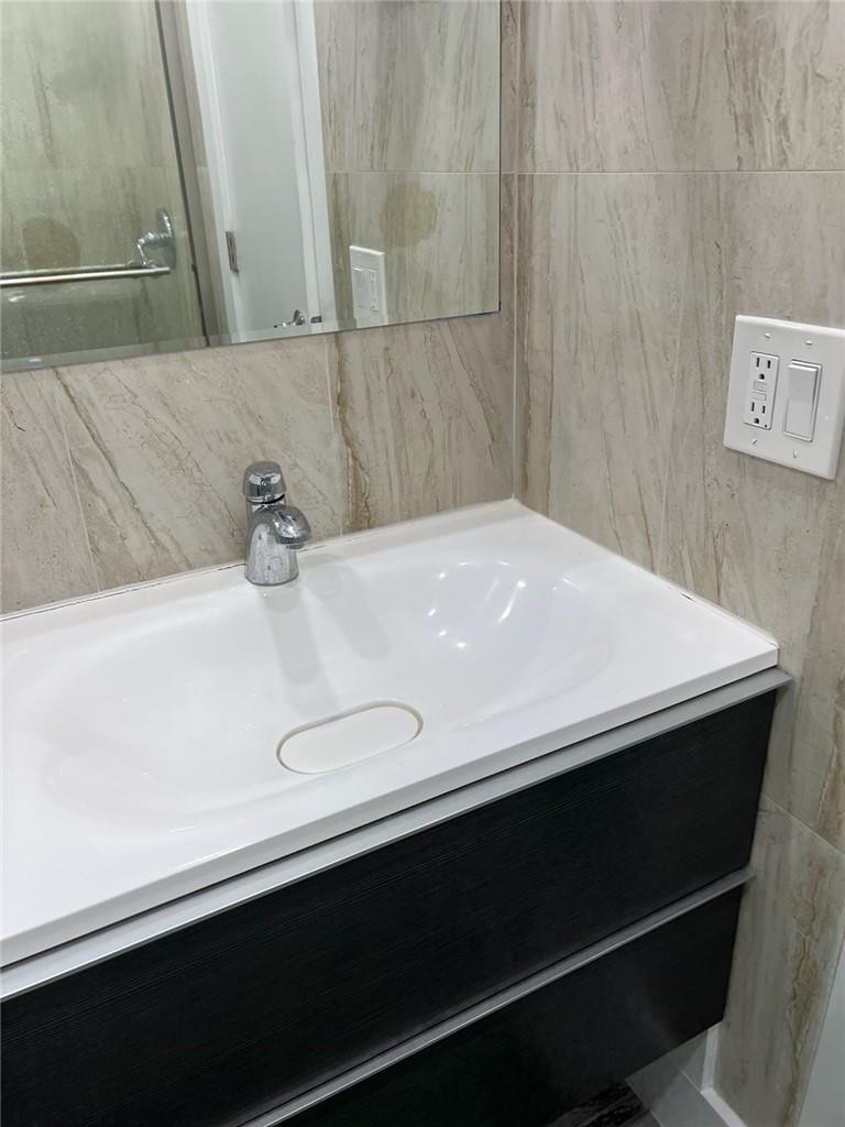 WINDMILL LAKES IV CONDO - Residential