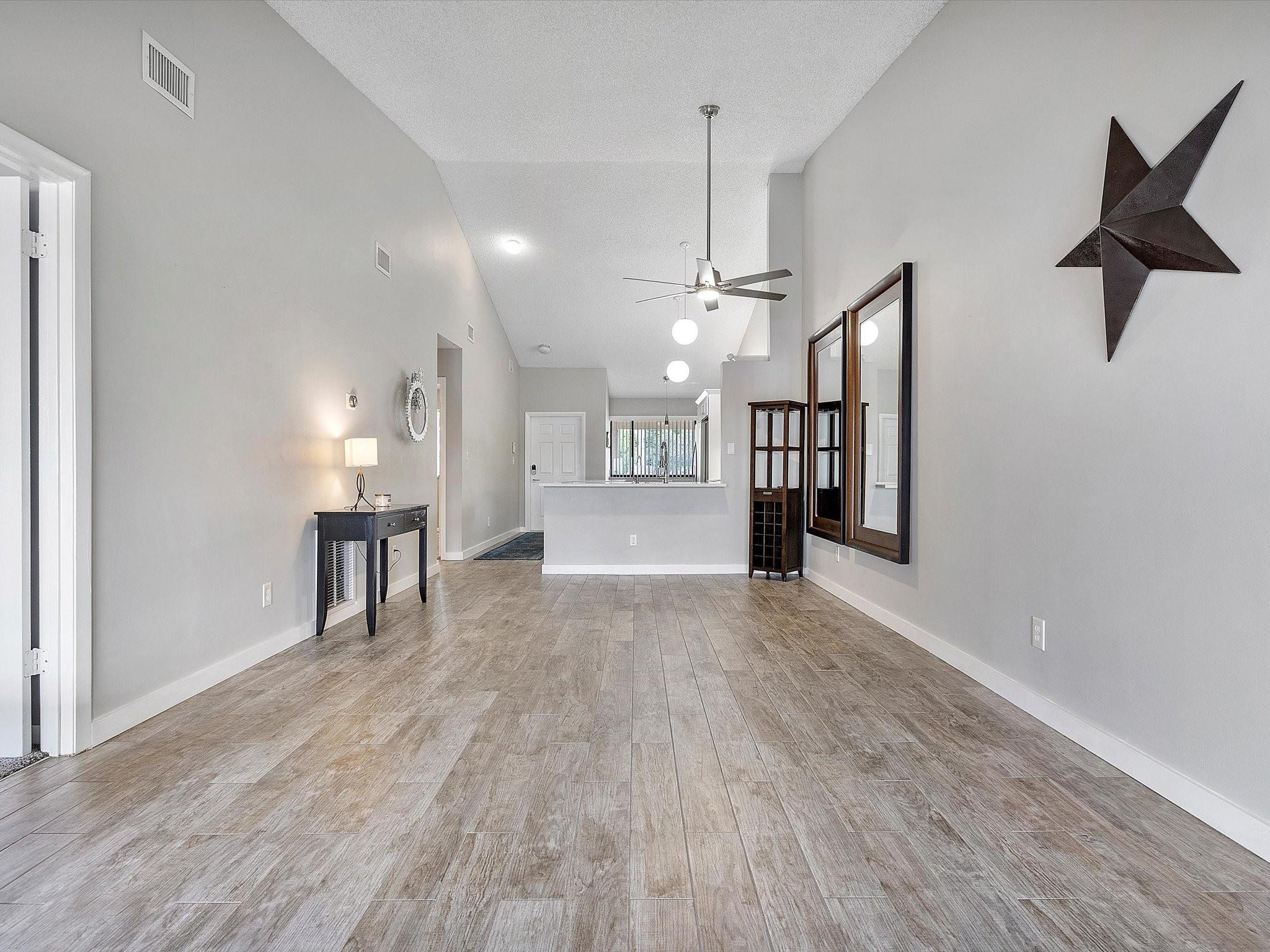 MIRA LAGO CONDO - Residential