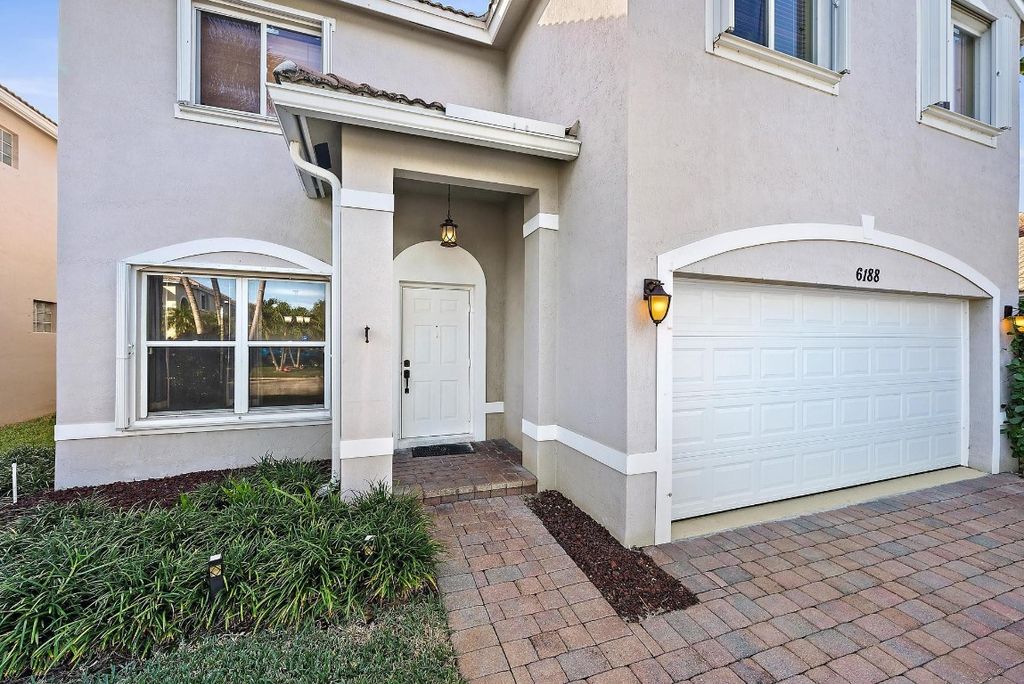 Photo of 6188 Willoughby Circle, Lake Worth, FL 33463 (MLS # F10541003)