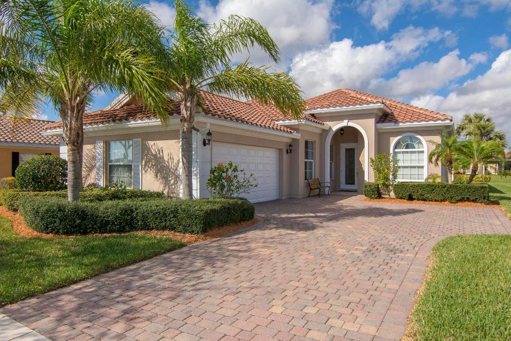 Photo of 5254 Eleuthra Circle, Vero Beach, FL 32967 (MLS # R10940293)