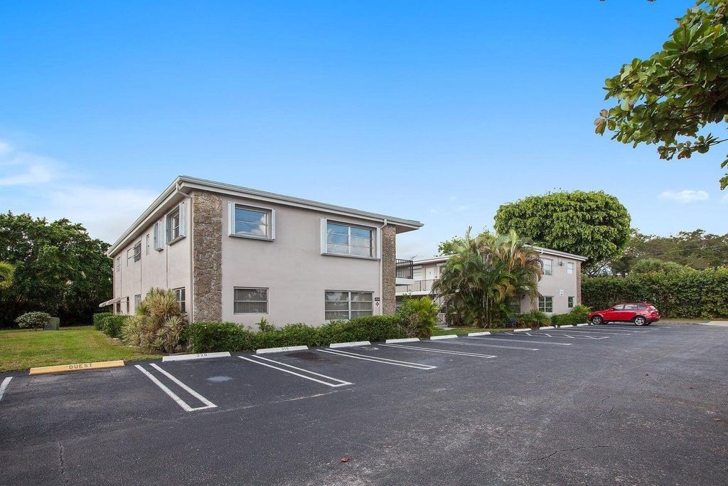 Photo of 1250 Old Boynton 315 Road #315, Boynton Beach, FL 33426 (MLS # R11080141)