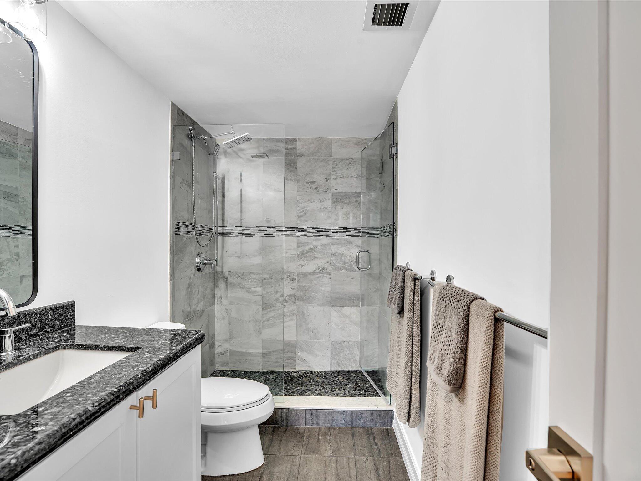 LA FONTANA CONDO - Residential