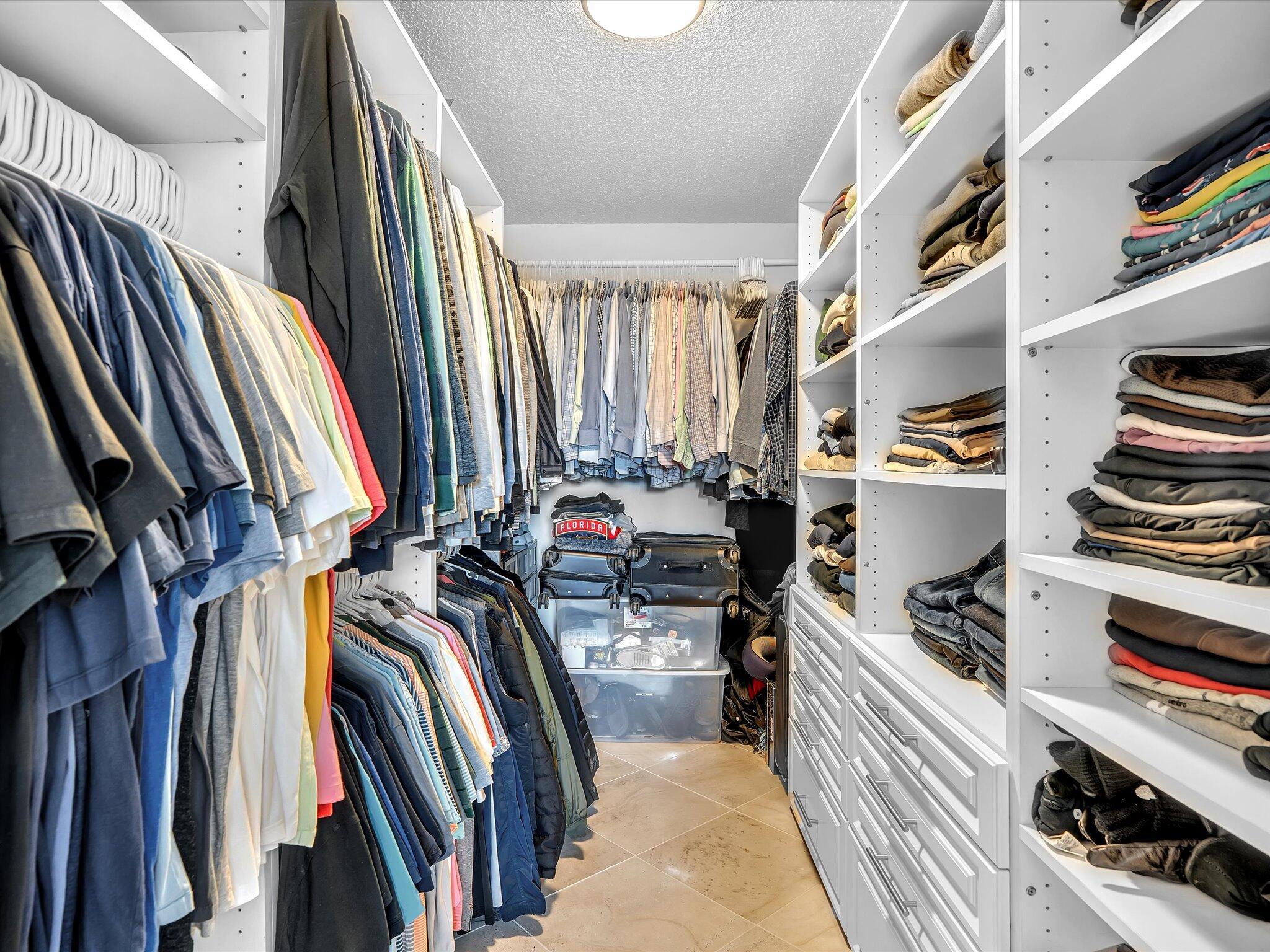 LA FONTANA CONDO - Residential