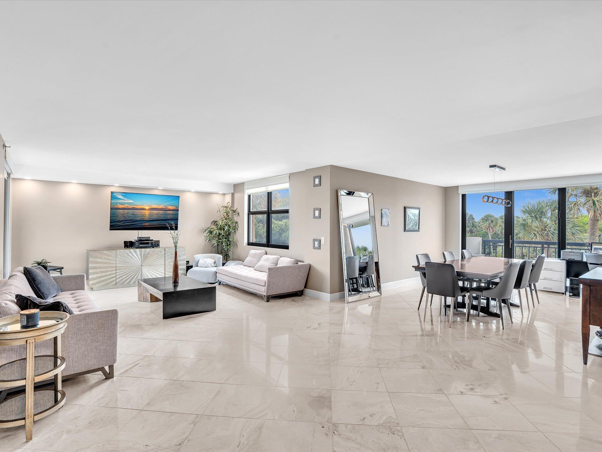 LA FONTANA CONDO - Residential